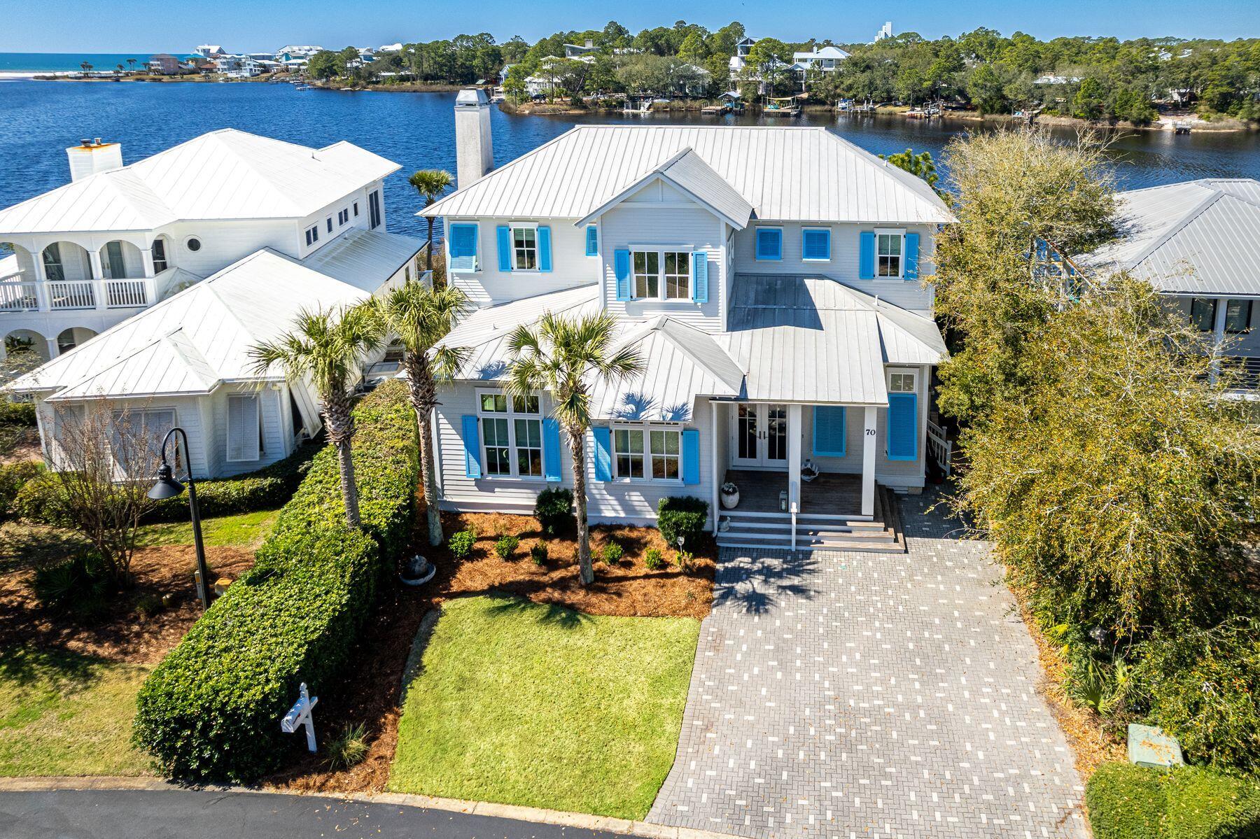 LAKEWOOD POINTE ESTATES - Residential