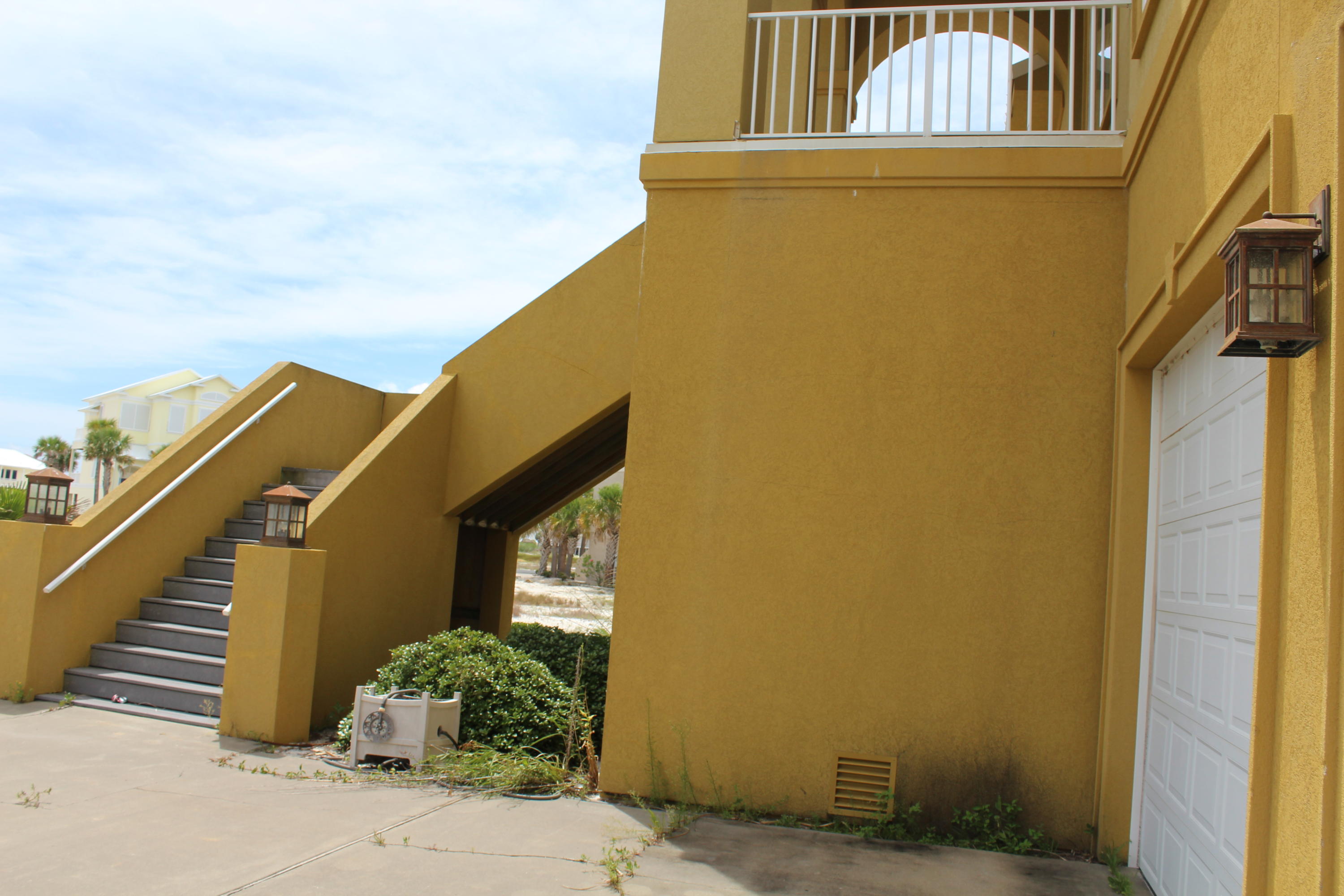 CARIBBEAN ISLES - Residential