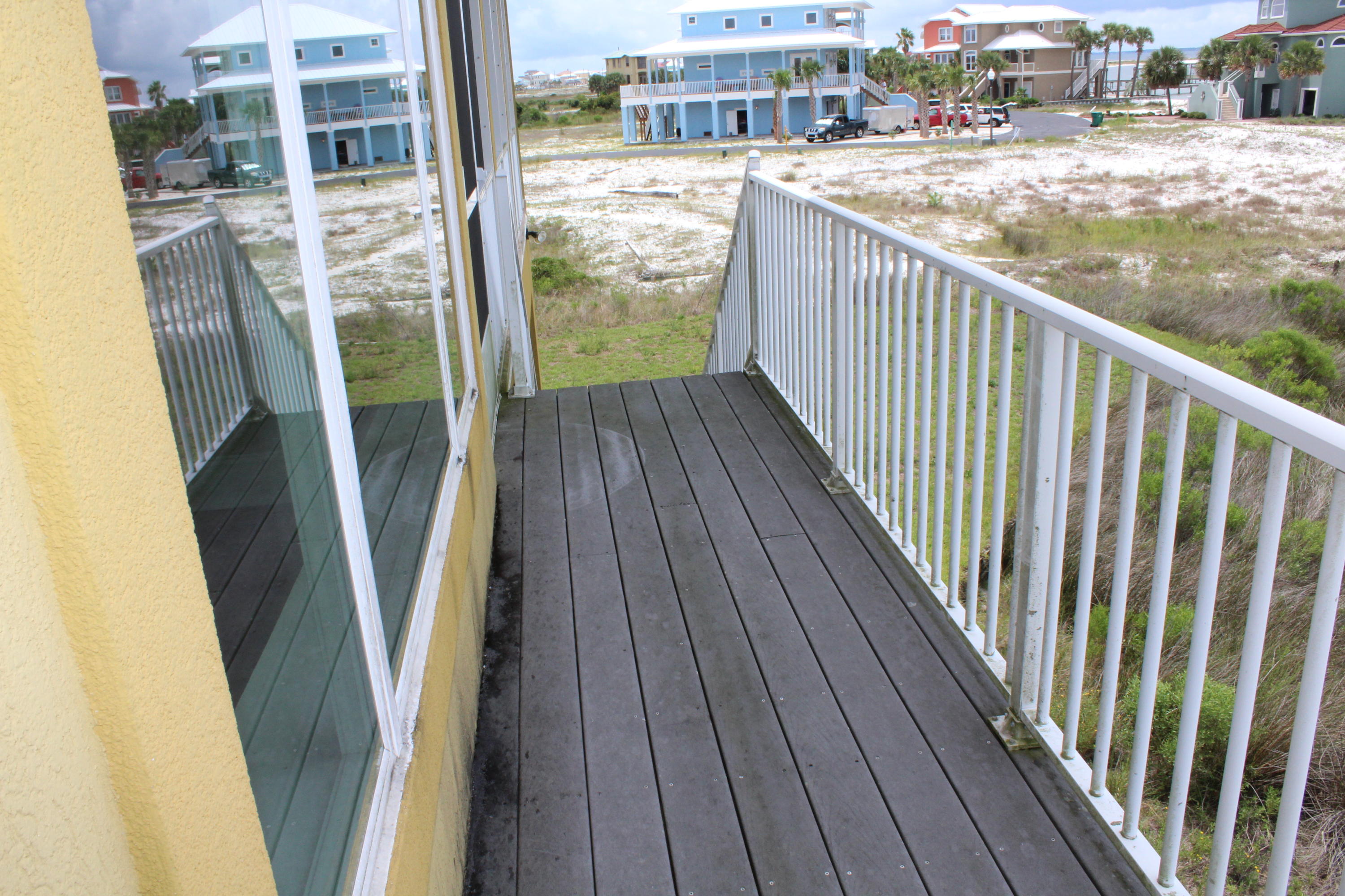 CARIBBEAN ISLES - Residential