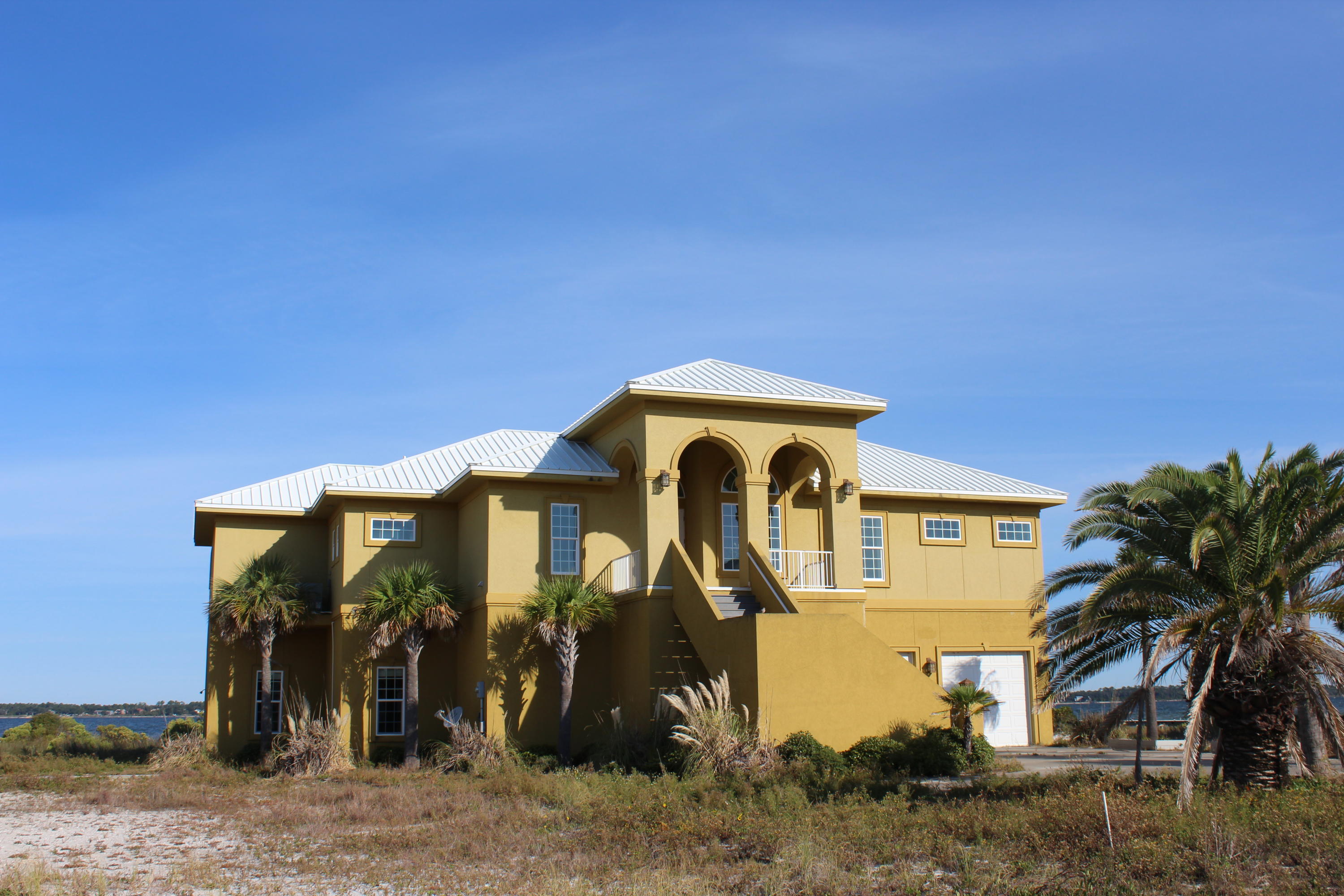 CARIBBEAN ISLES - Residential