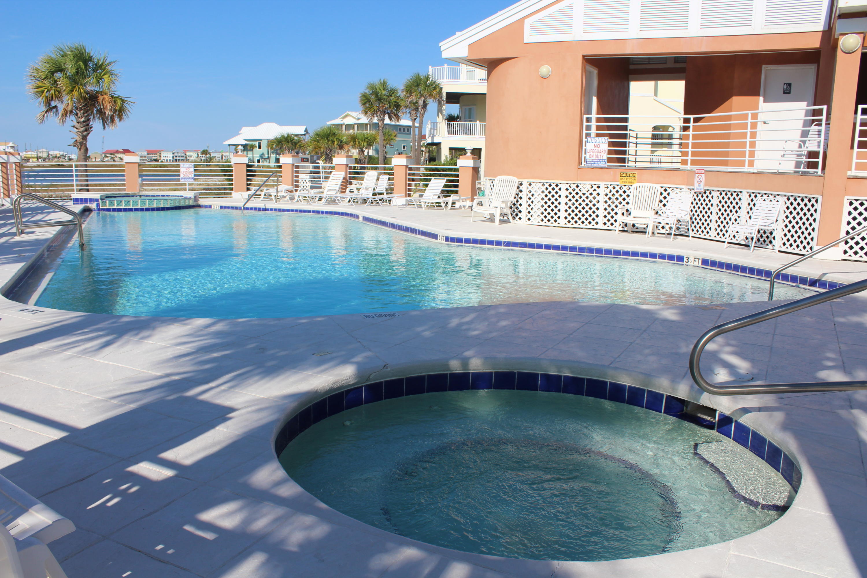 CARIBBEAN ISLES - Residential