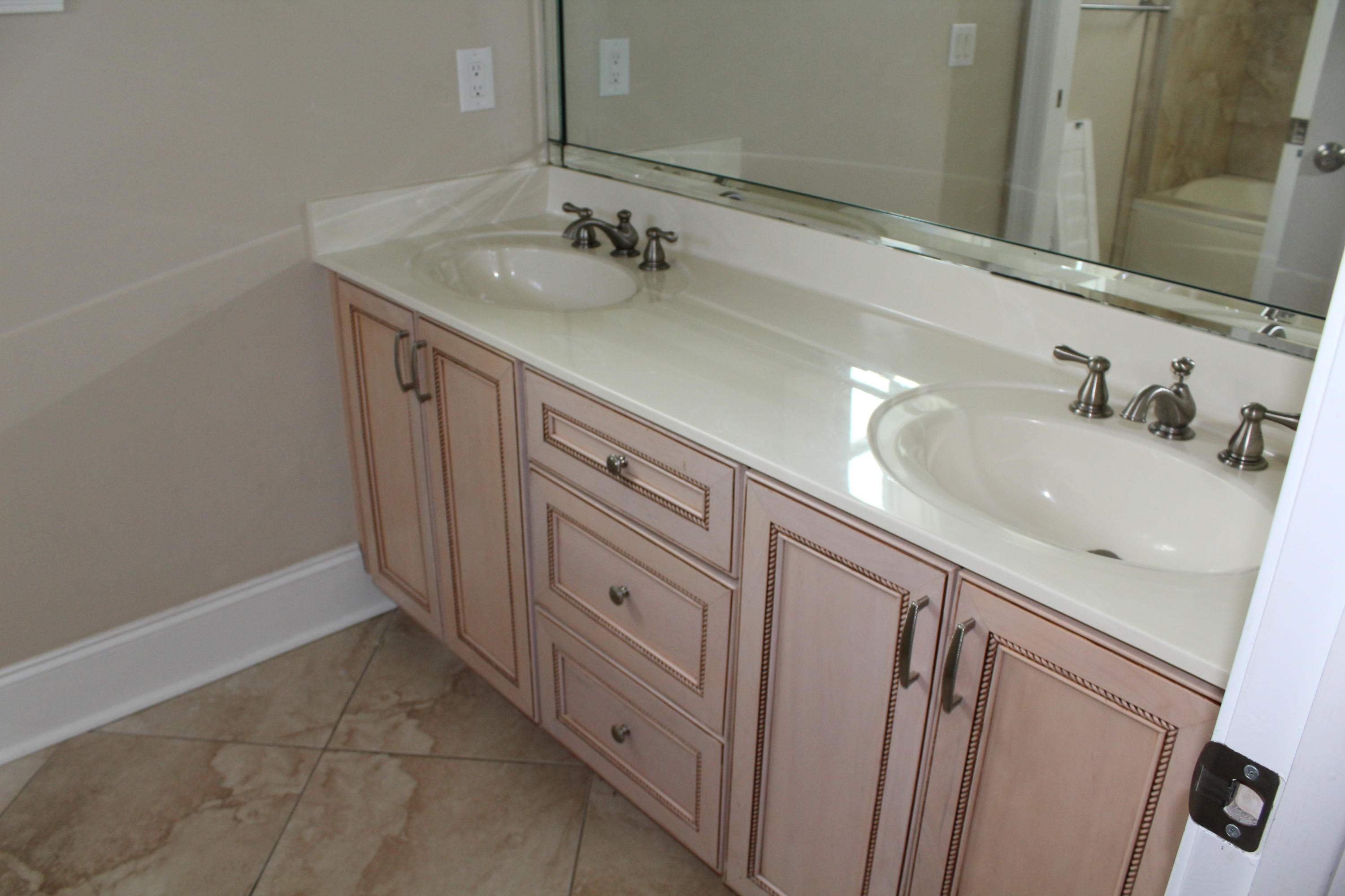 CARIBBEAN ISLES - Residential