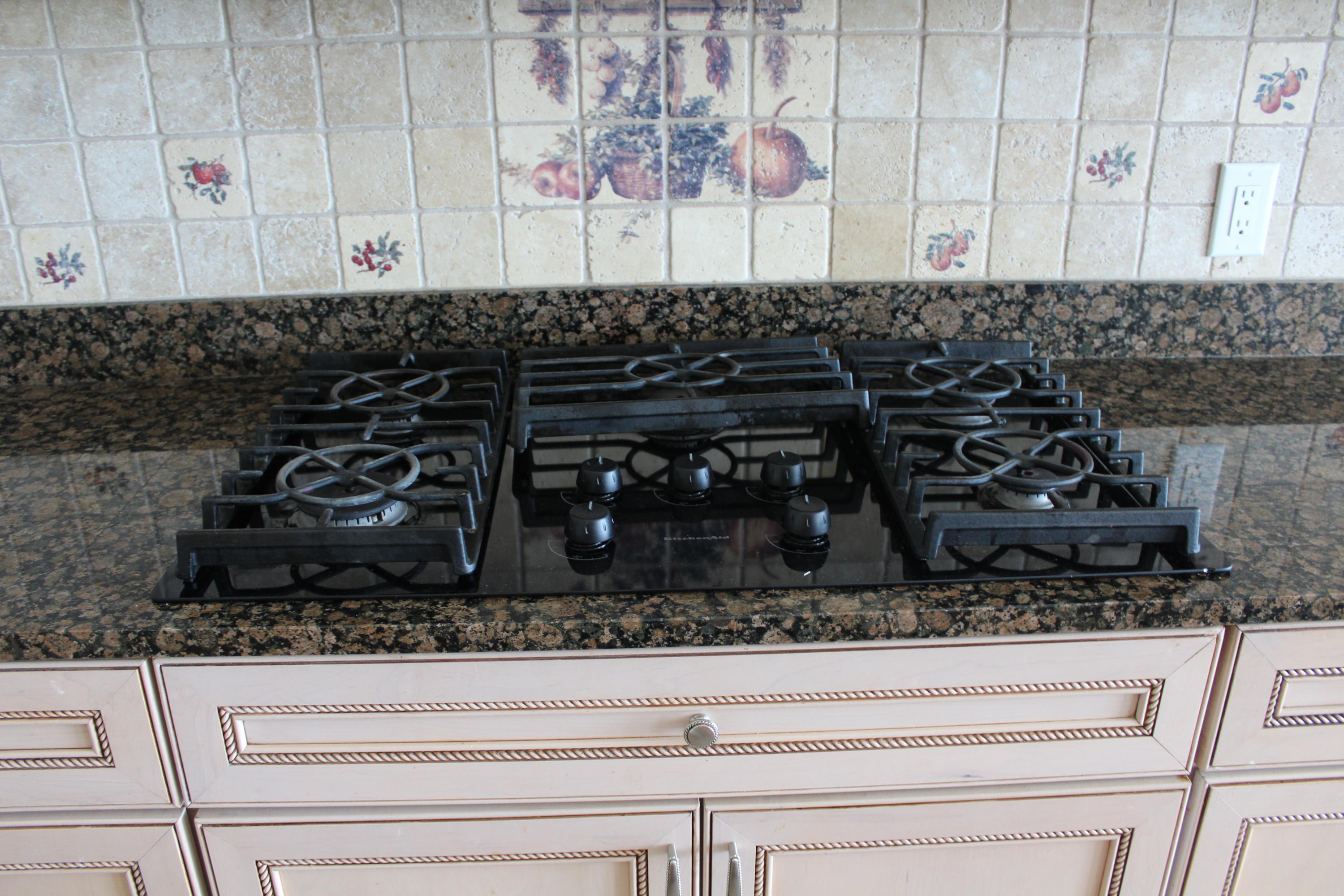 CARIBBEAN ISLES - Residential