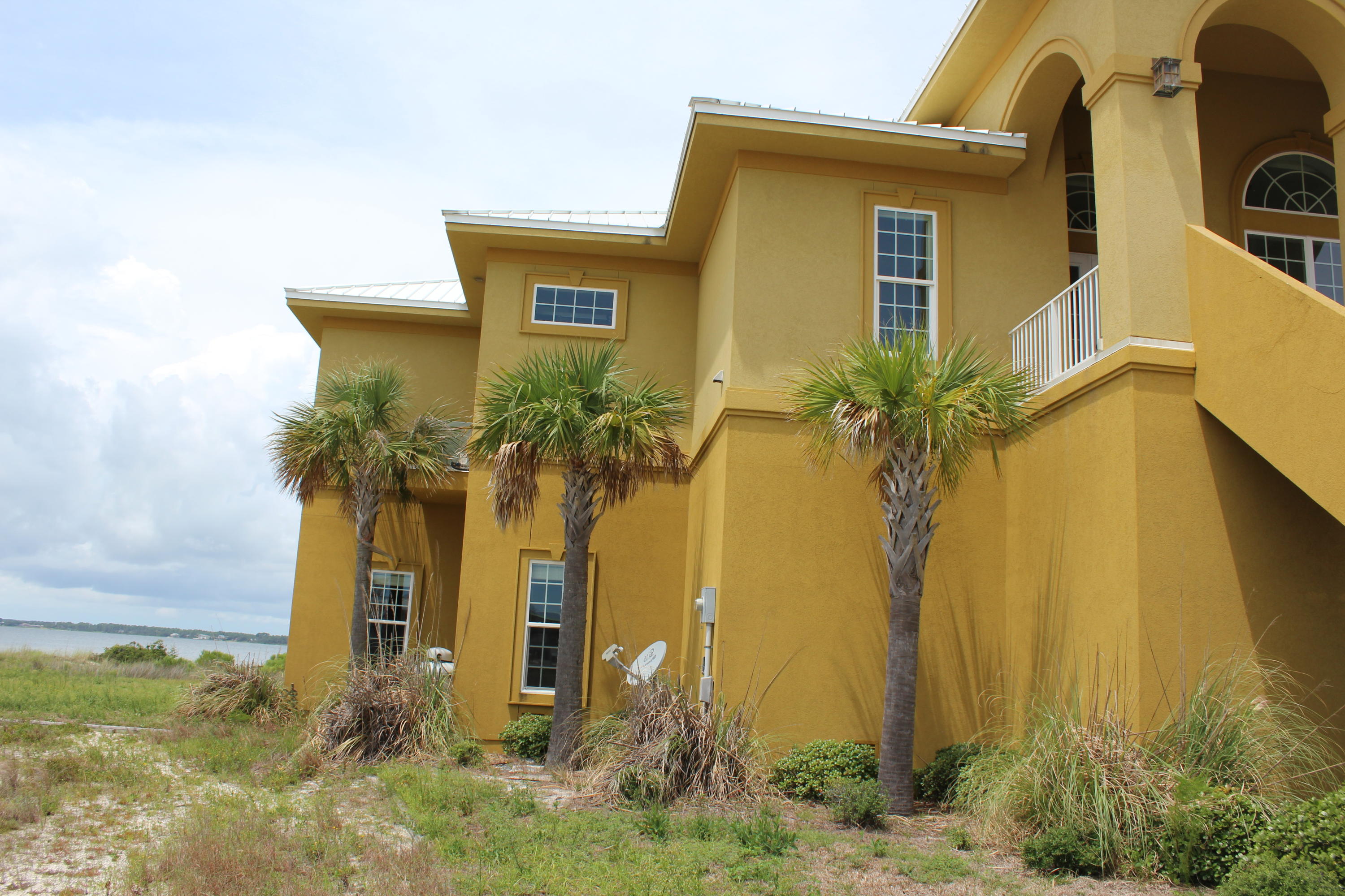 CARIBBEAN ISLES - Residential