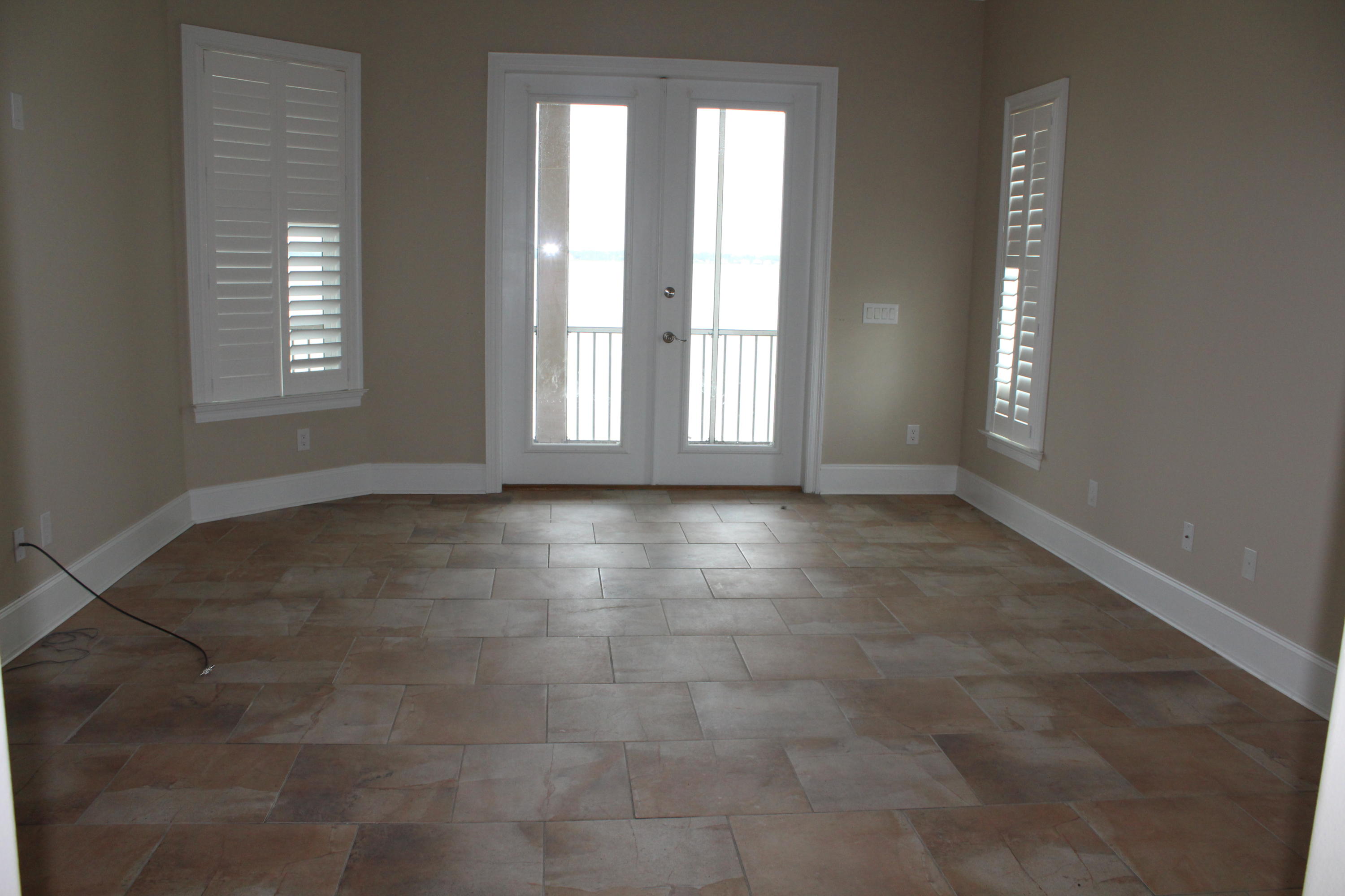 CARIBBEAN ISLES - Residential