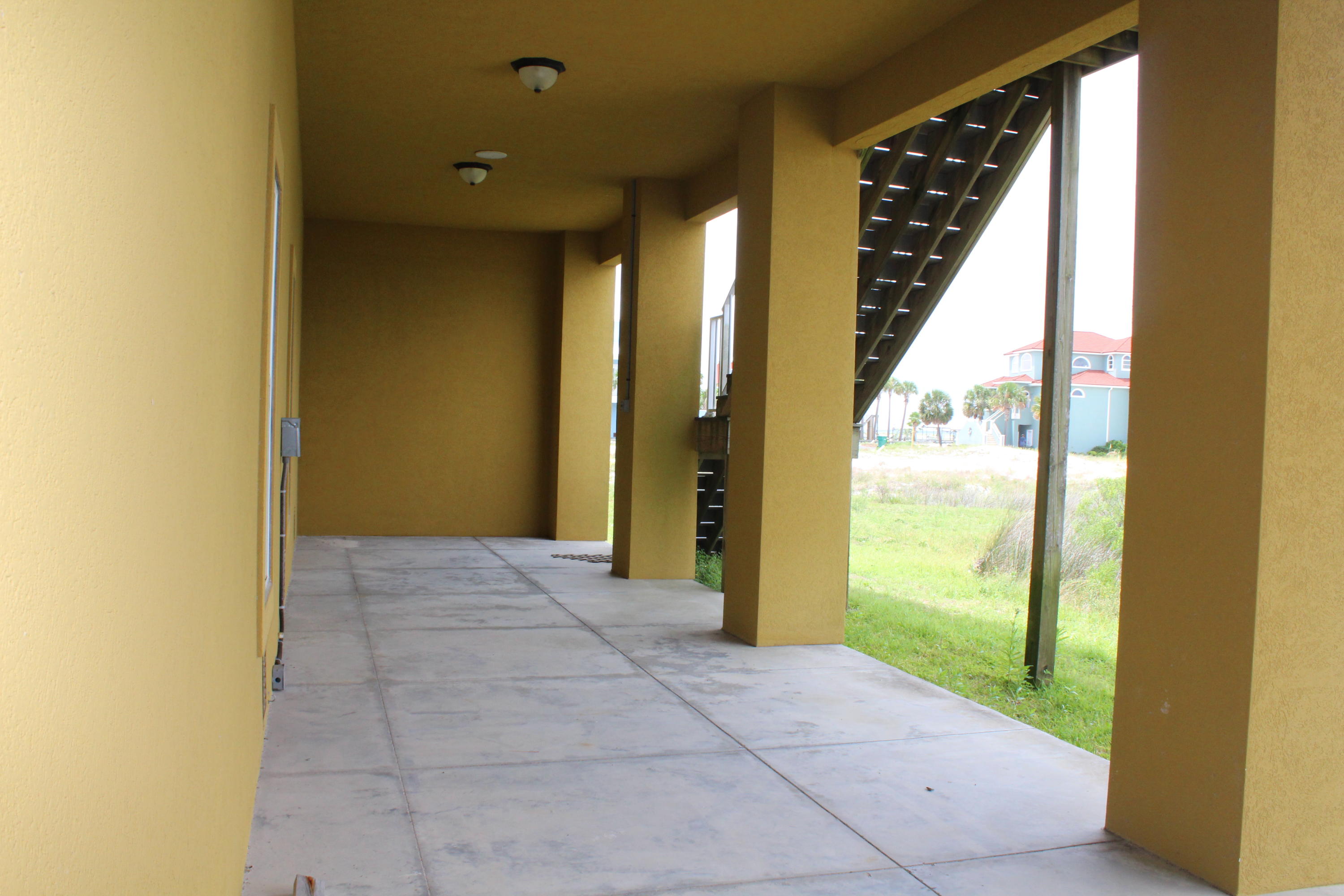 CARIBBEAN ISLES - Residential