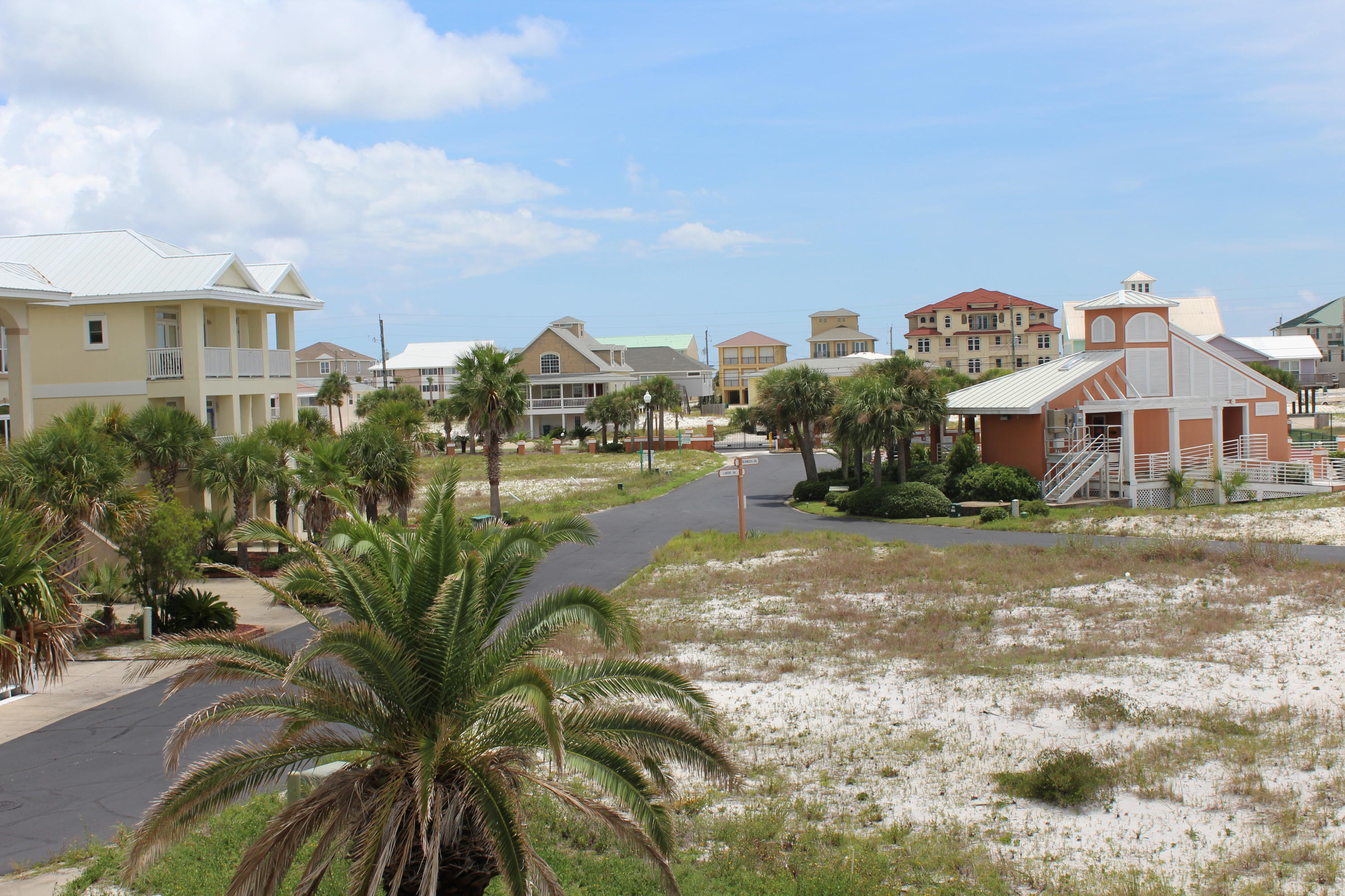 CARIBBEAN ISLES - Residential