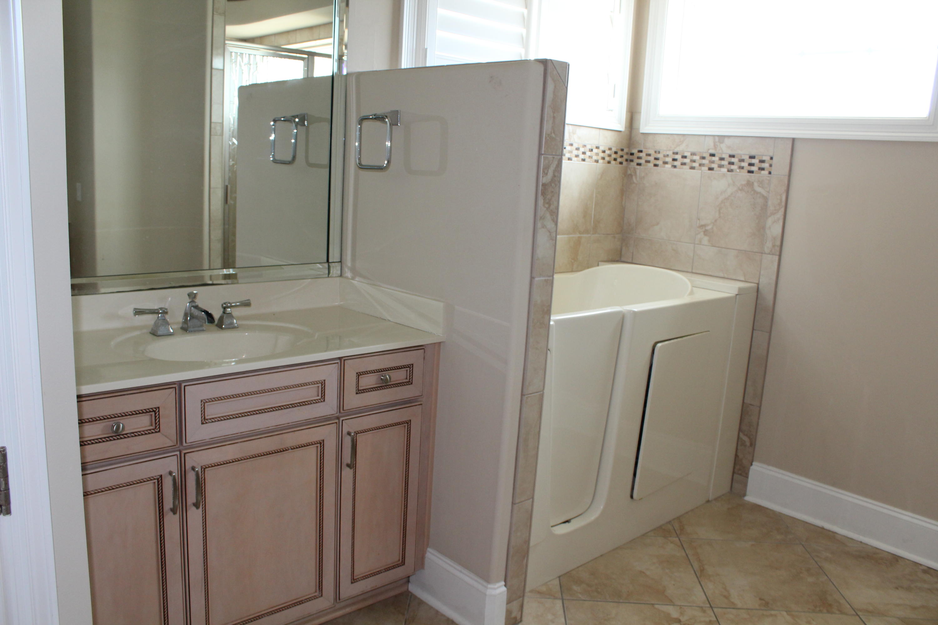 CARIBBEAN ISLES - Residential