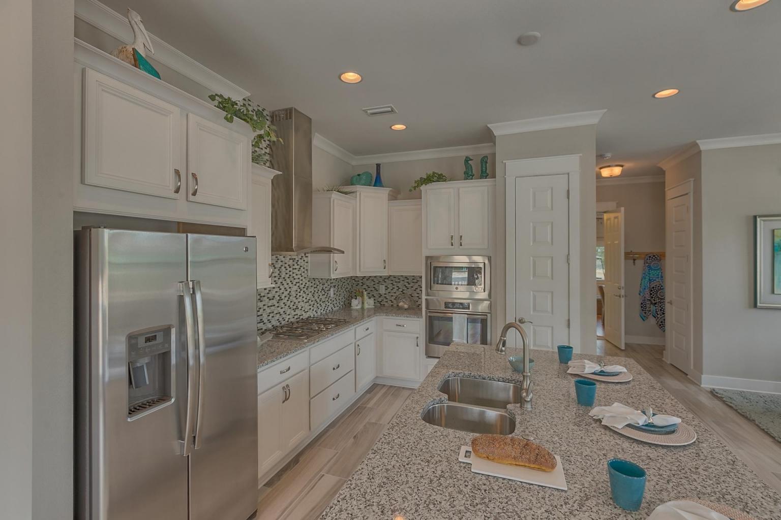 PROMINENCE - Residential