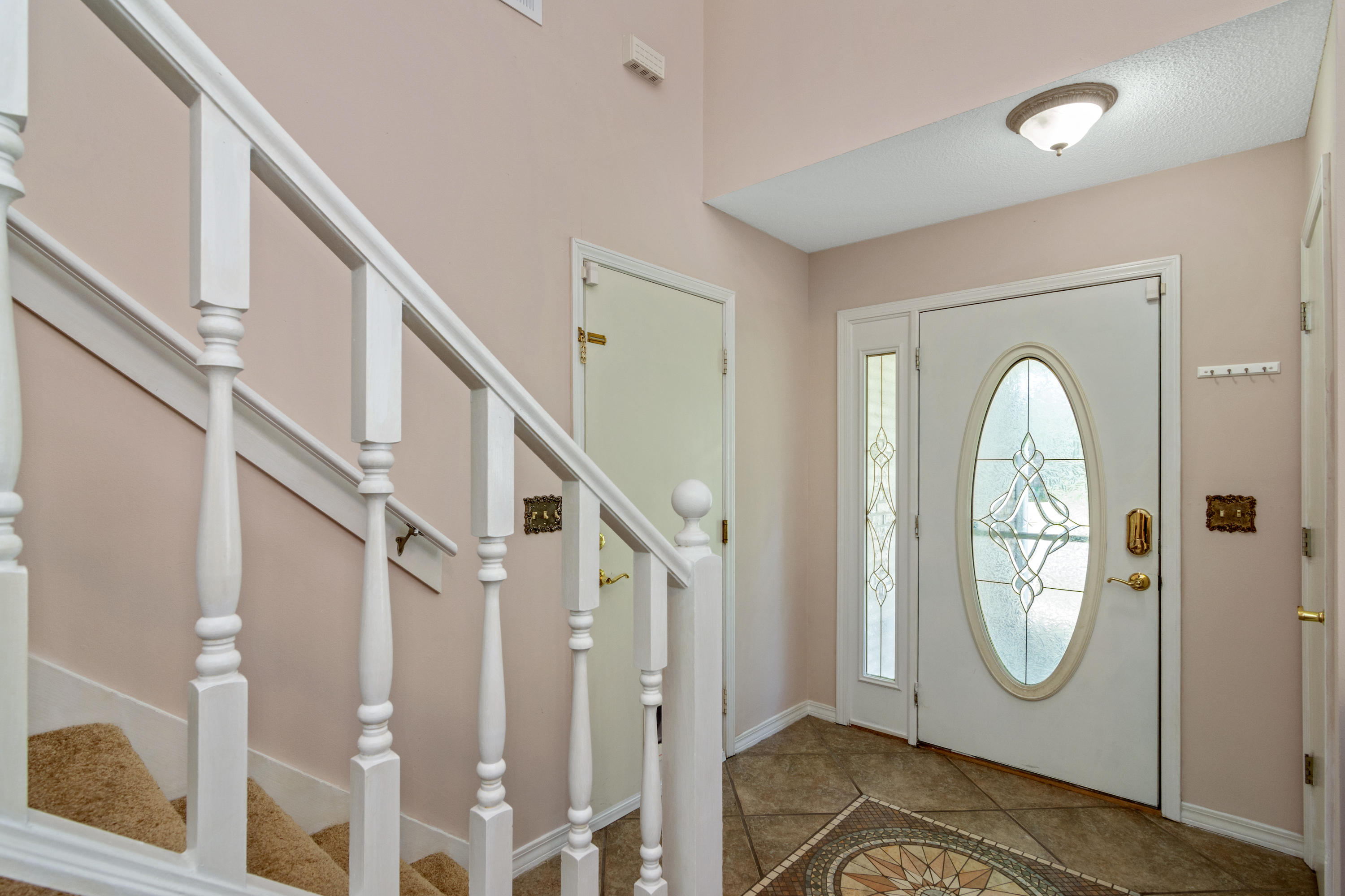 LAKE CHARLESTON - Residential