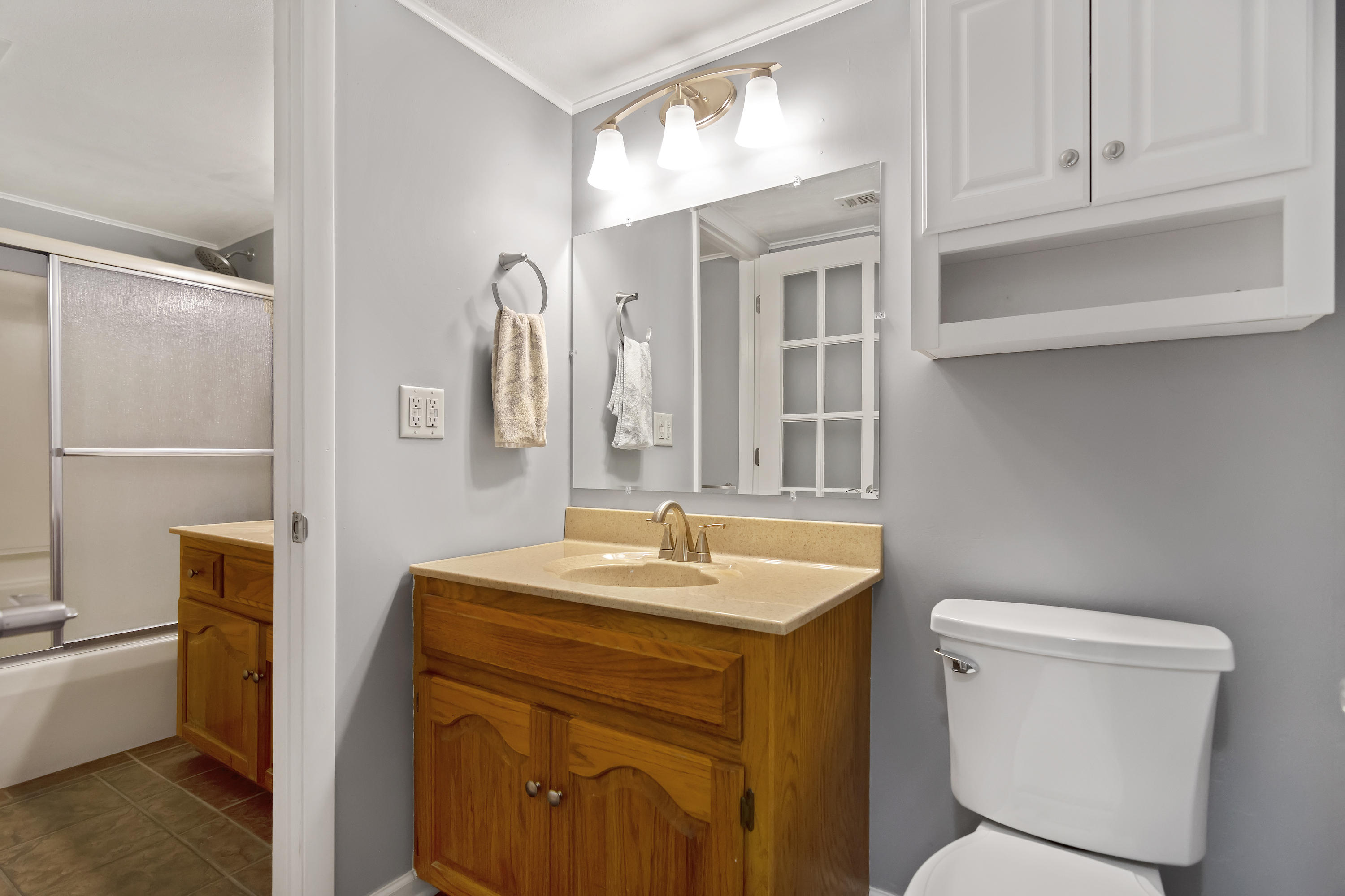 LAKE CHARLESTON - Residential