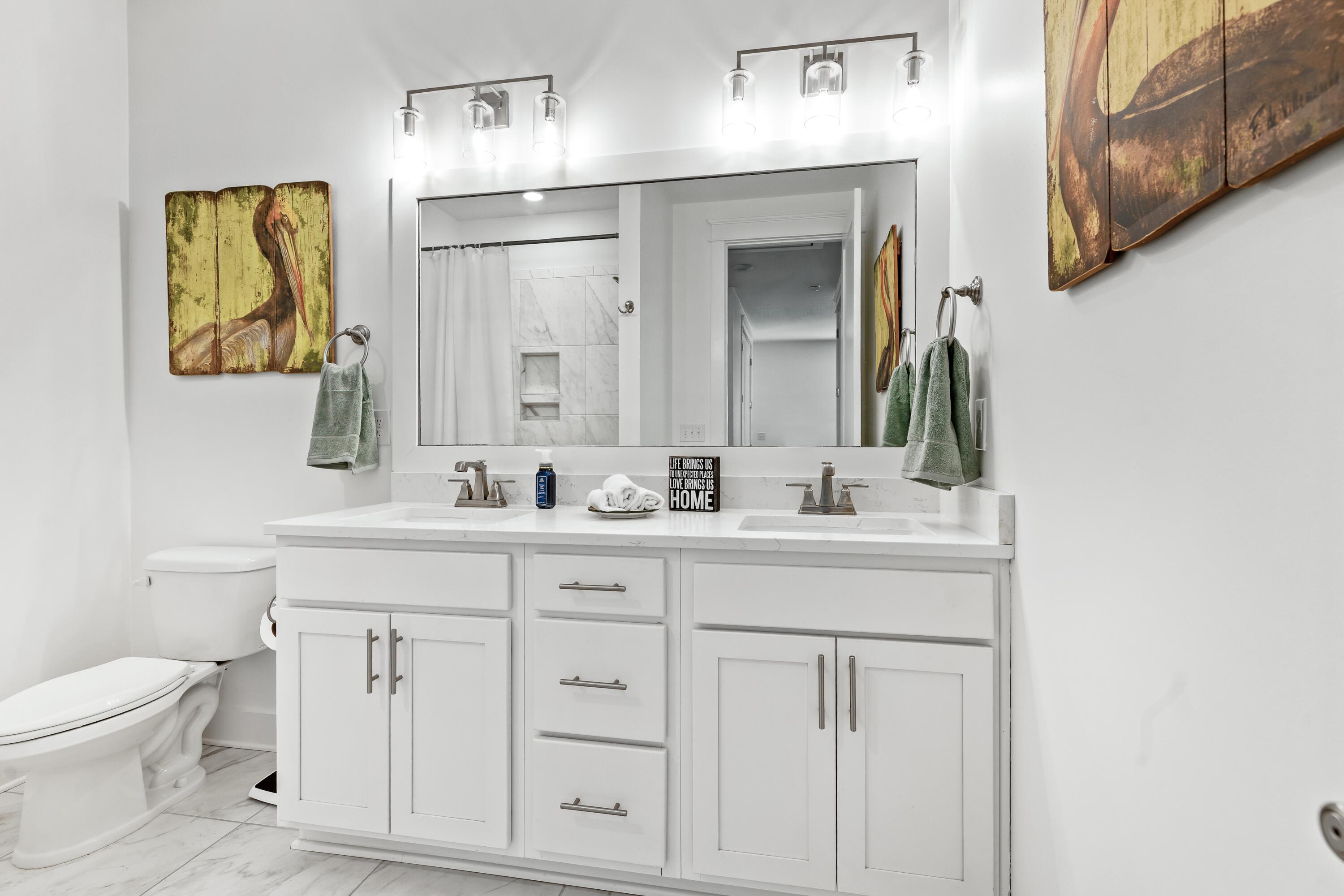 Daxton on the Bay - Residential