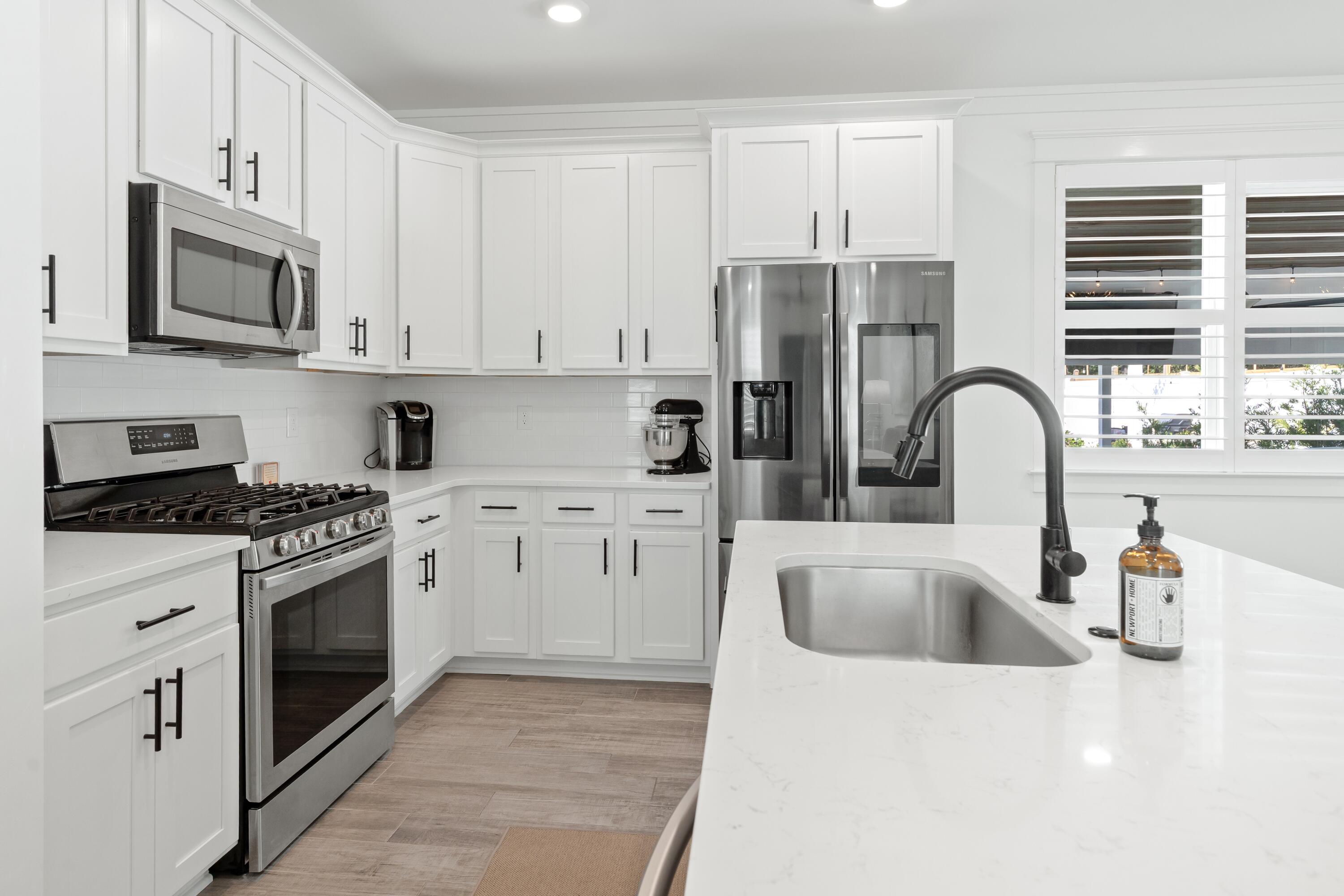 Daxton on the Bay - Residential