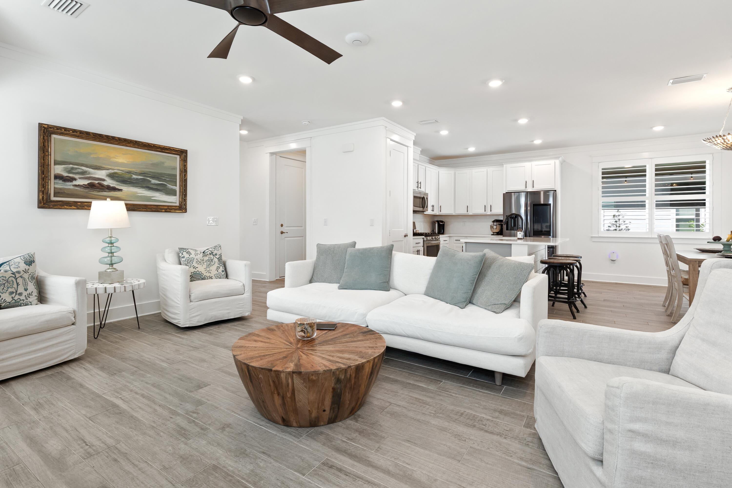 Daxton on the Bay - Residential