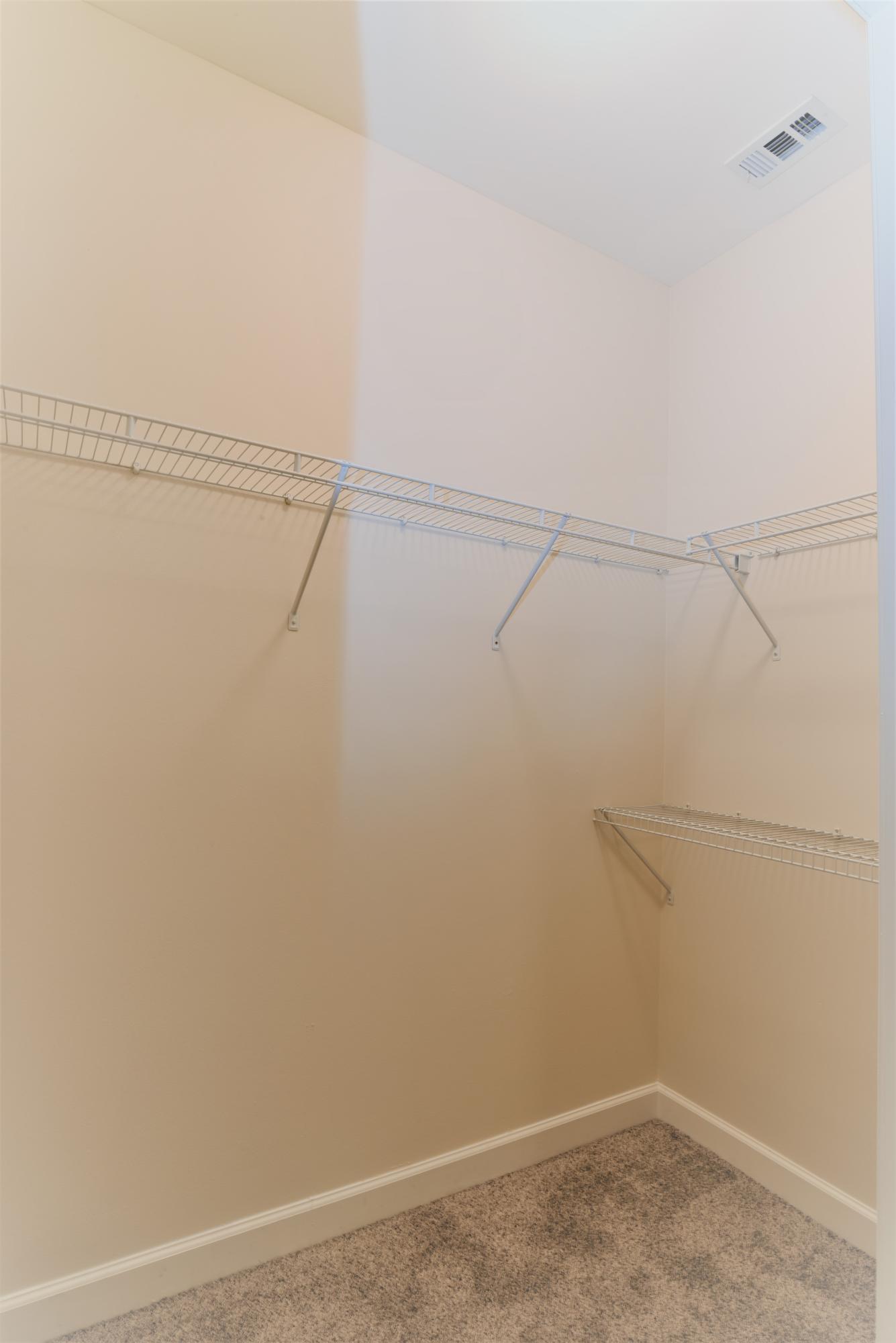 BAYOU FARMS - Residential