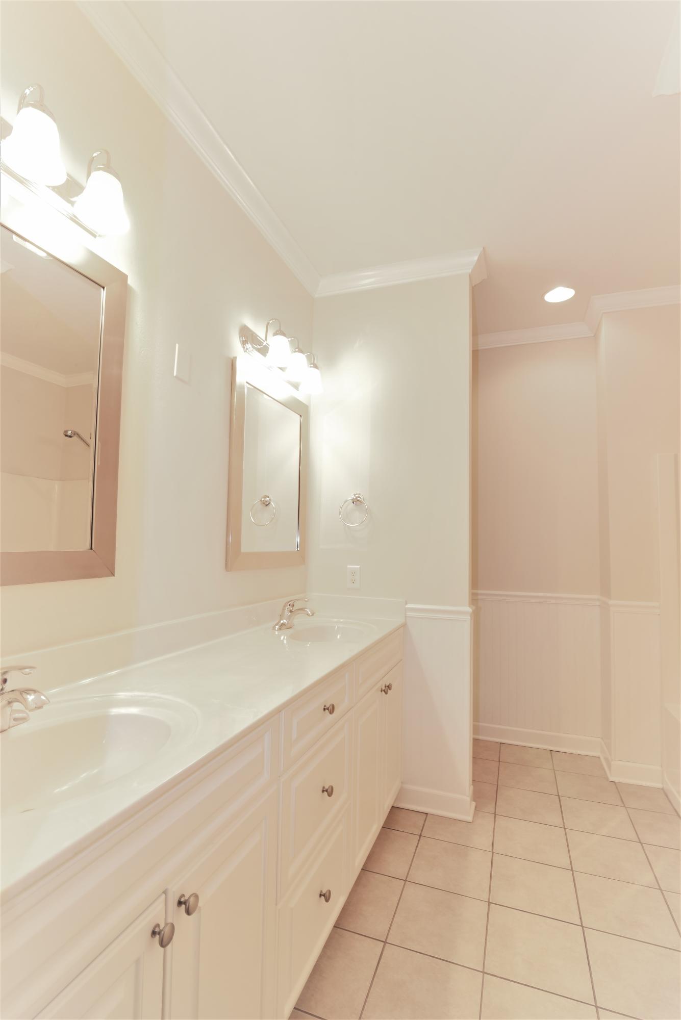 BAYOU FARMS - Residential