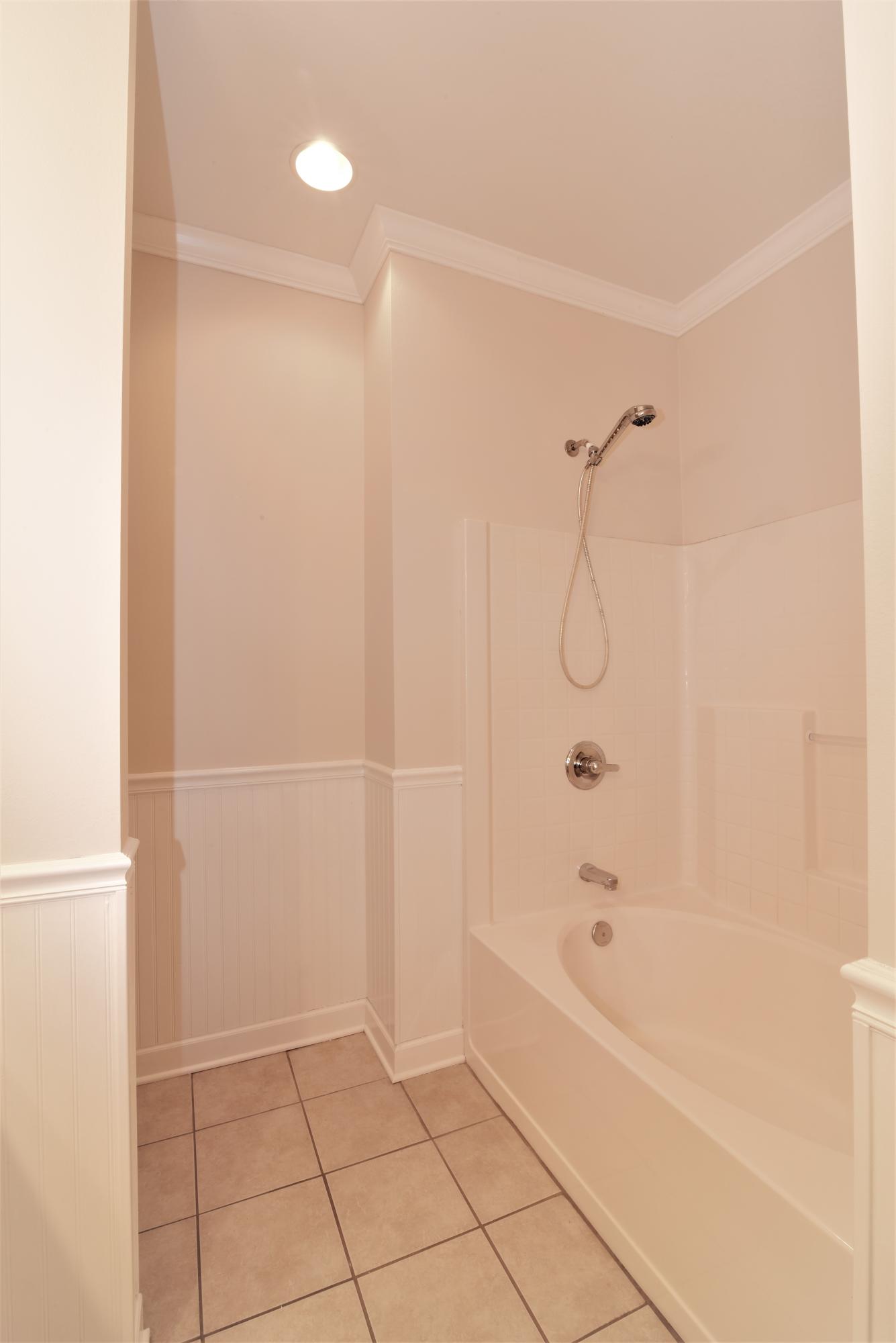 BAYOU FARMS - Residential