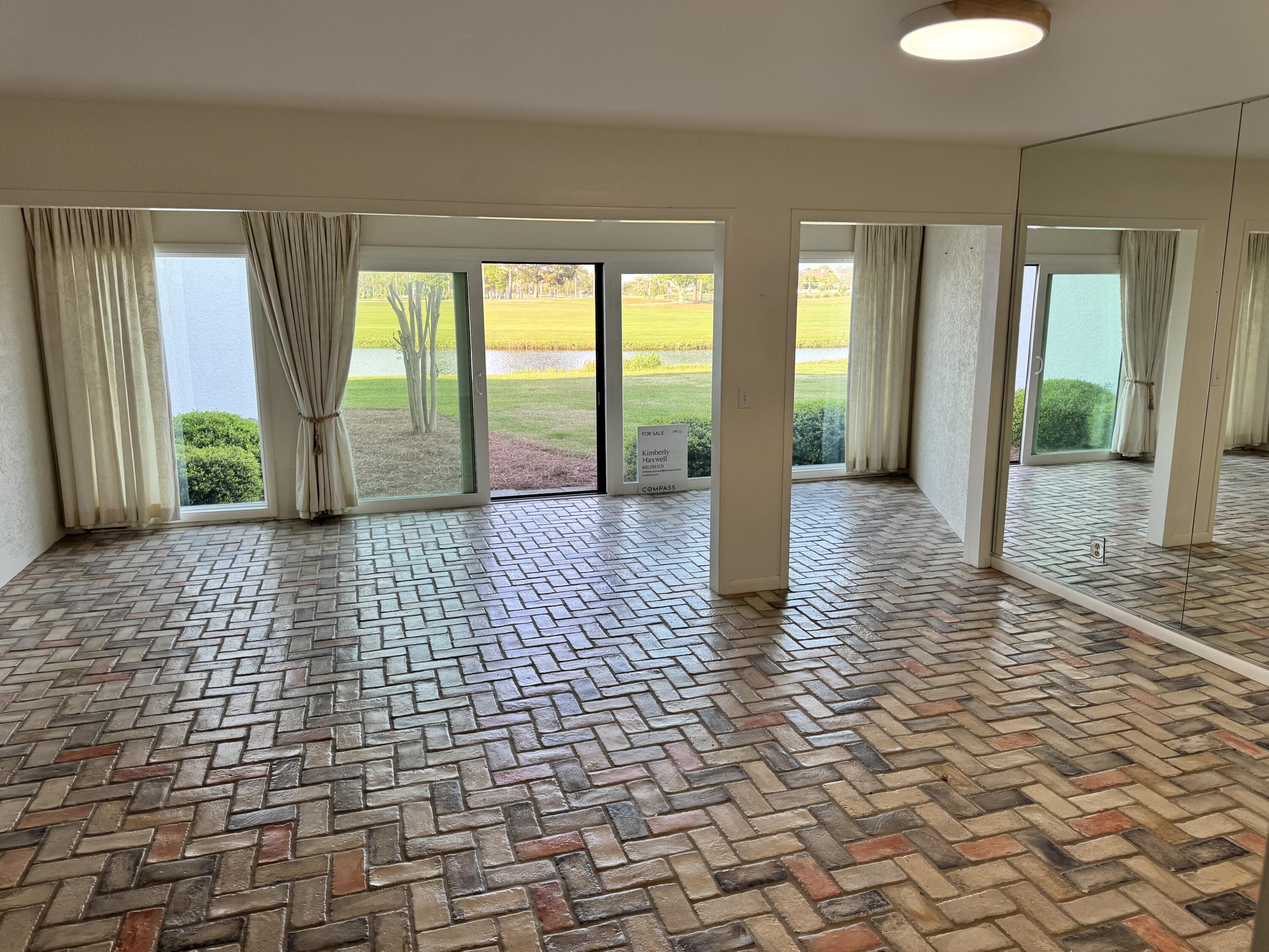 Bay Point Harbour Villas - Residential