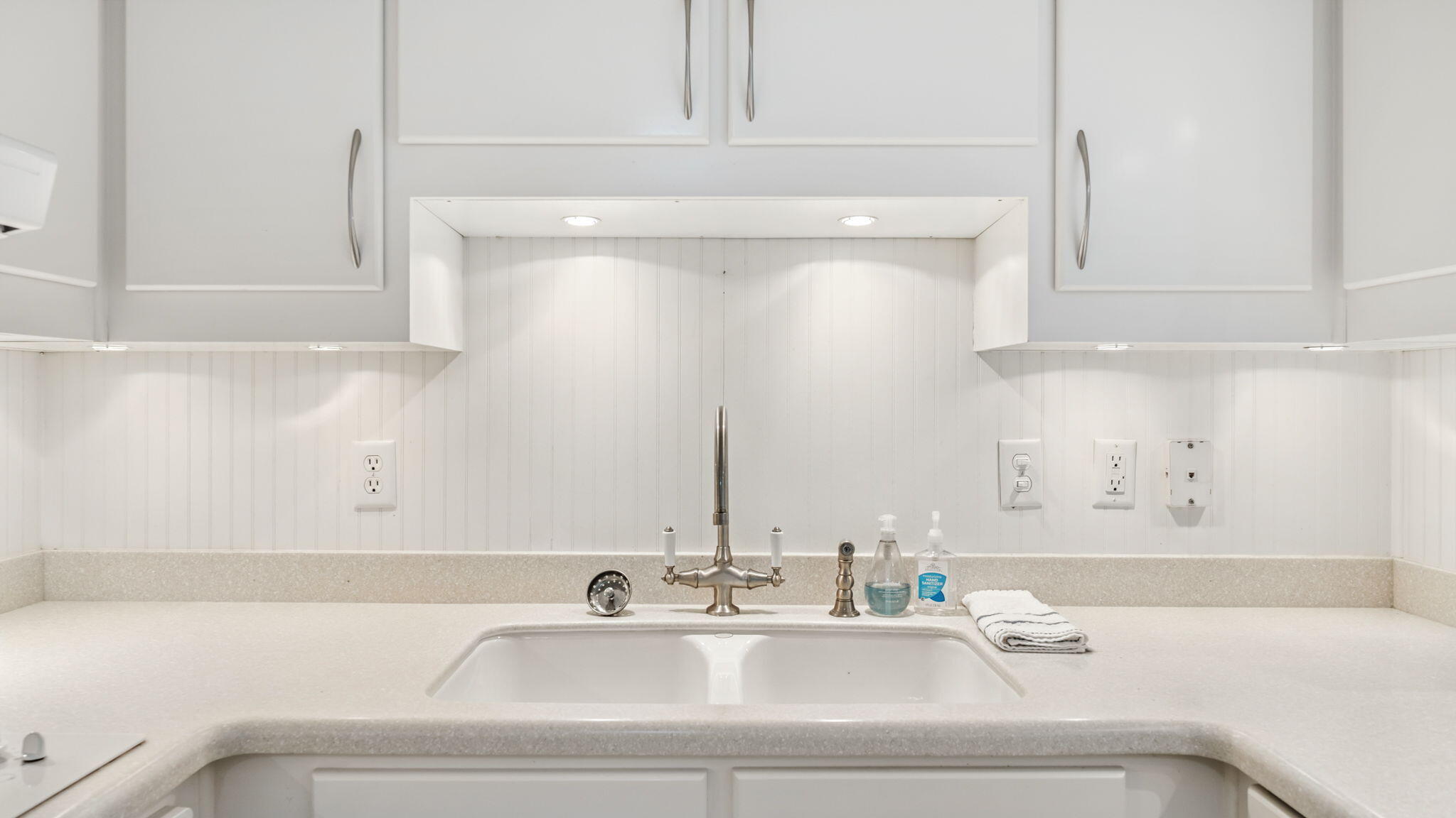 Bay Point Harbour Villas - Residential