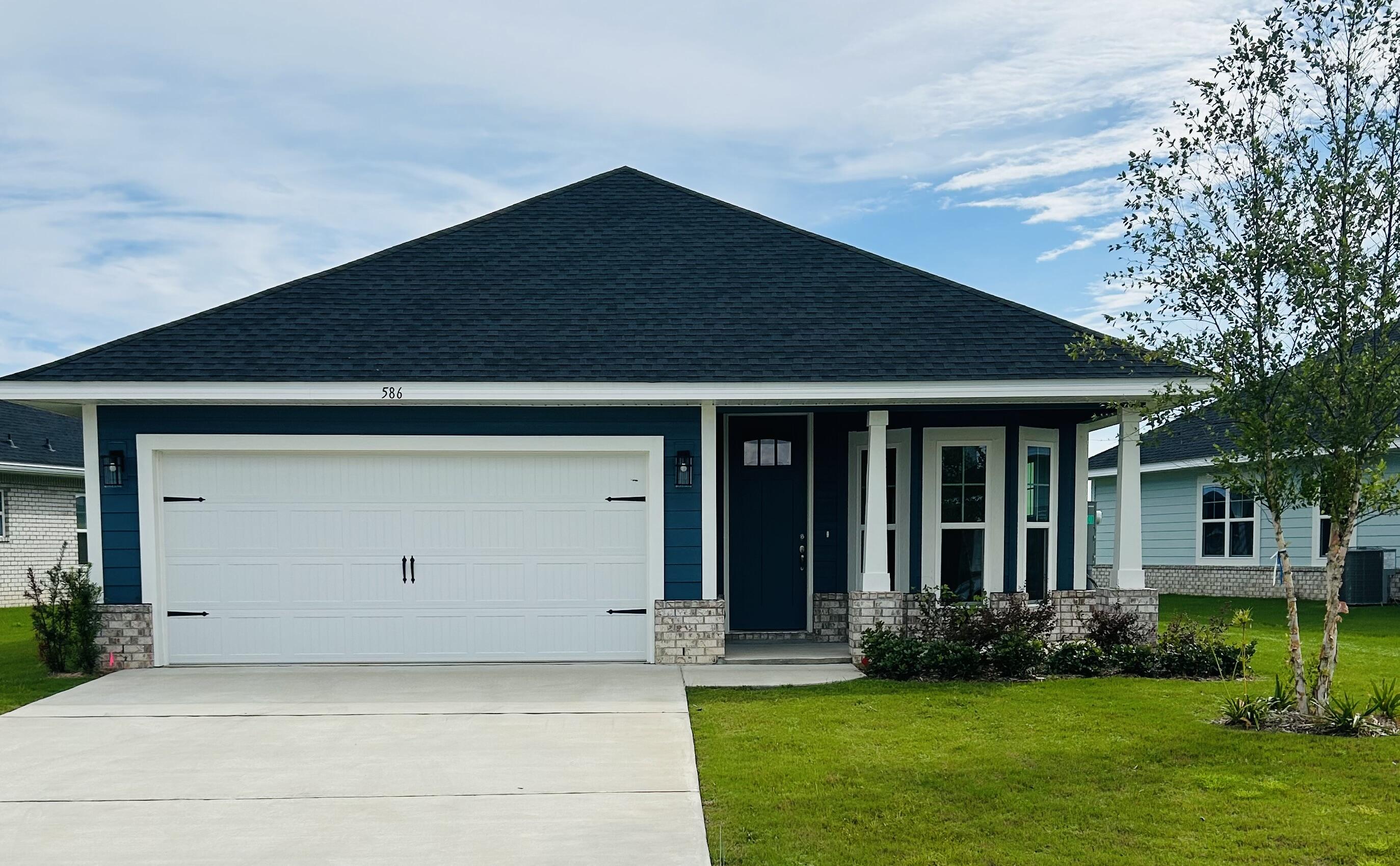 THE BLUFFS AT LAFAYETTE - Residential