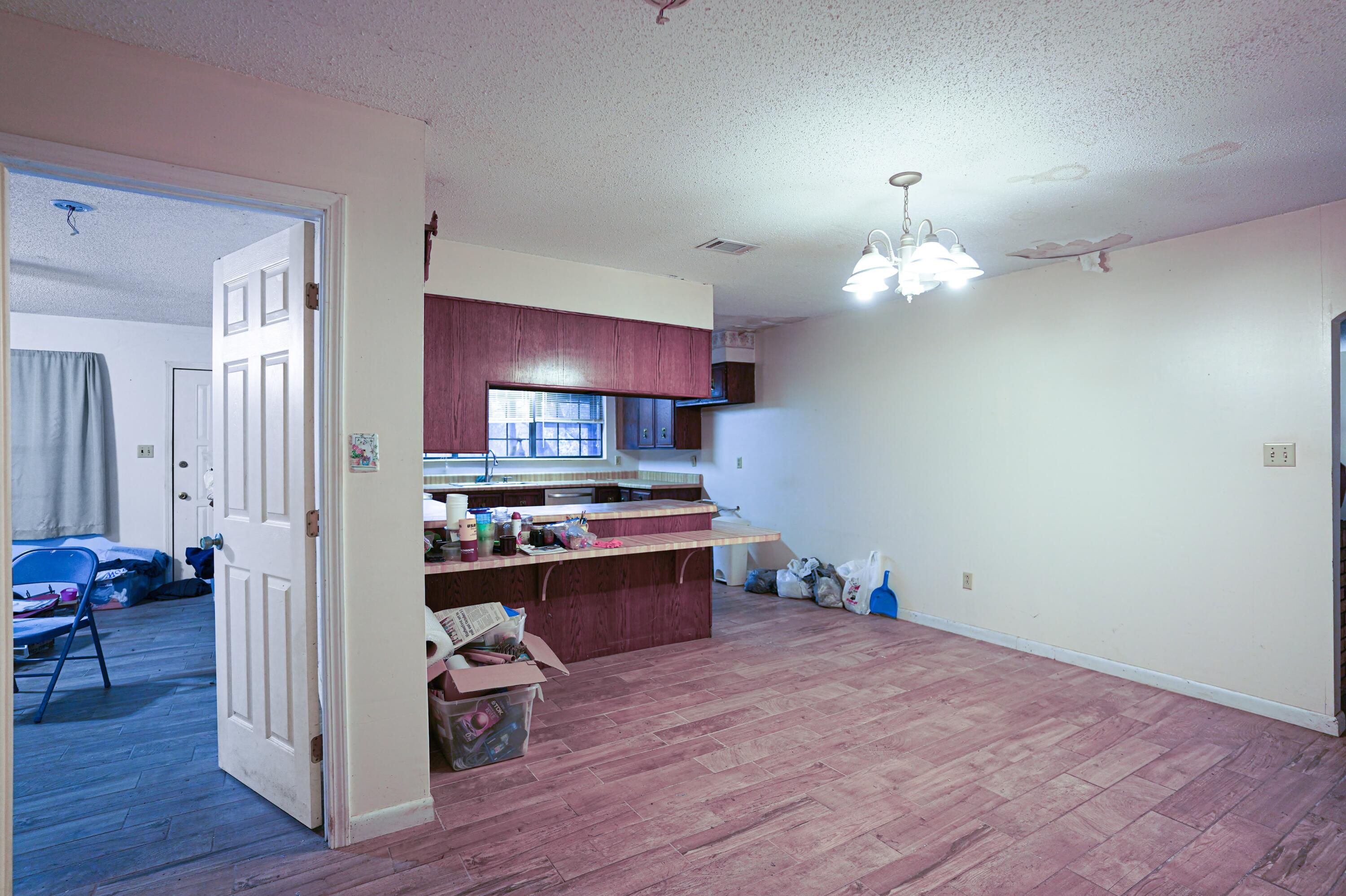 NO RECORDED SUBDIVISION - Residential