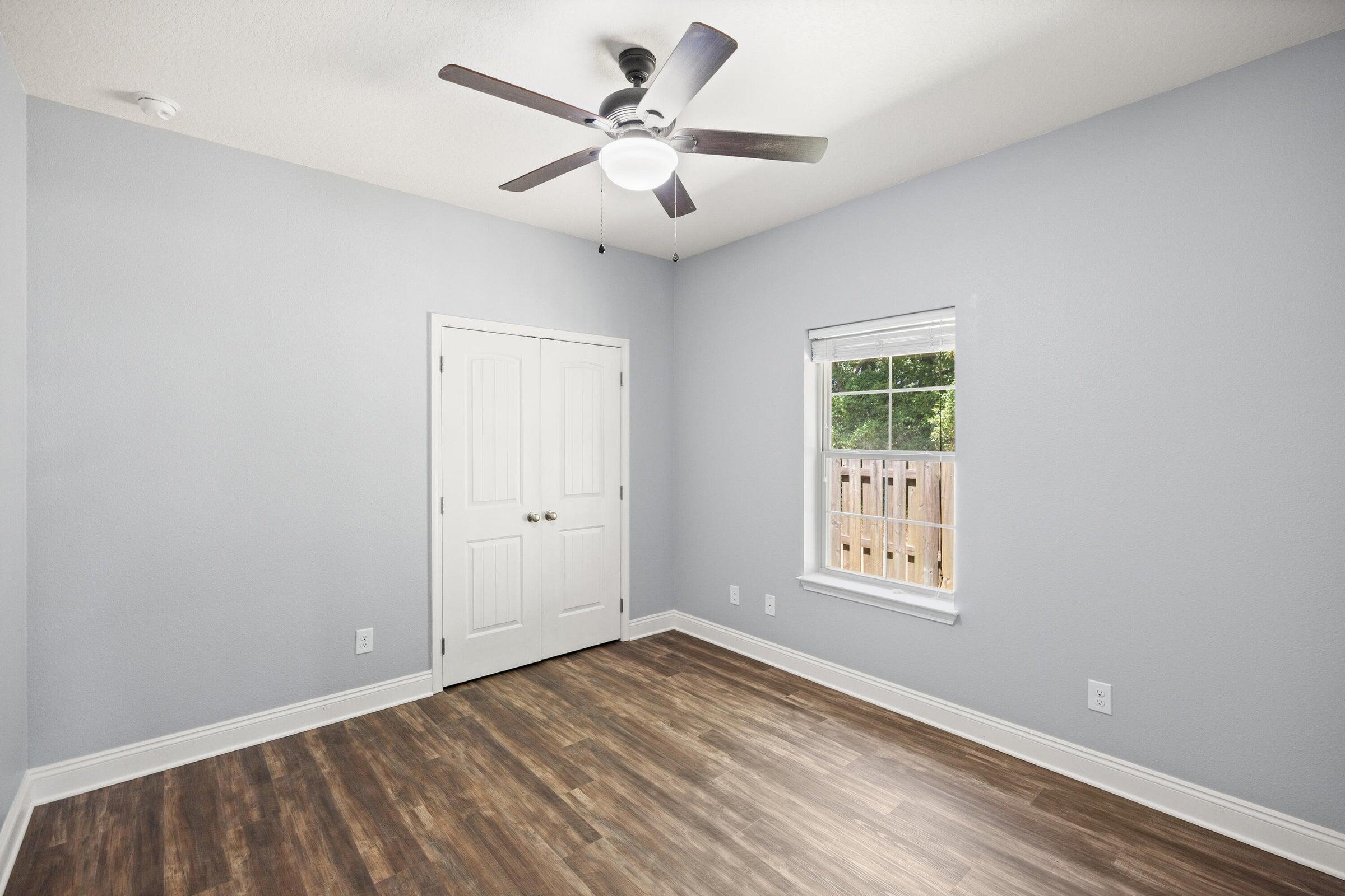 RIVERVIEW ESTATES - Residential Lease