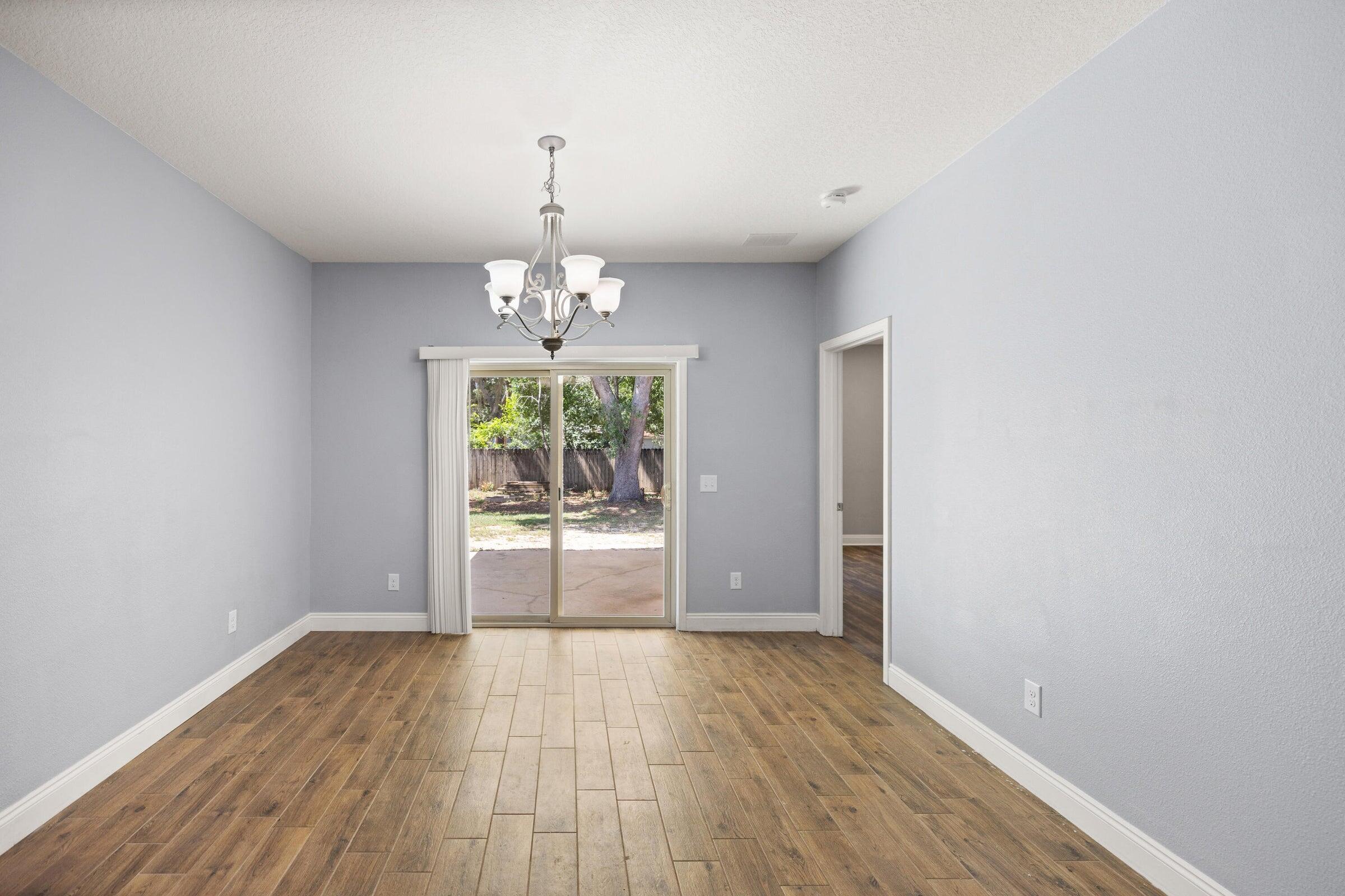 RIVERVIEW ESTATES - Residential Lease