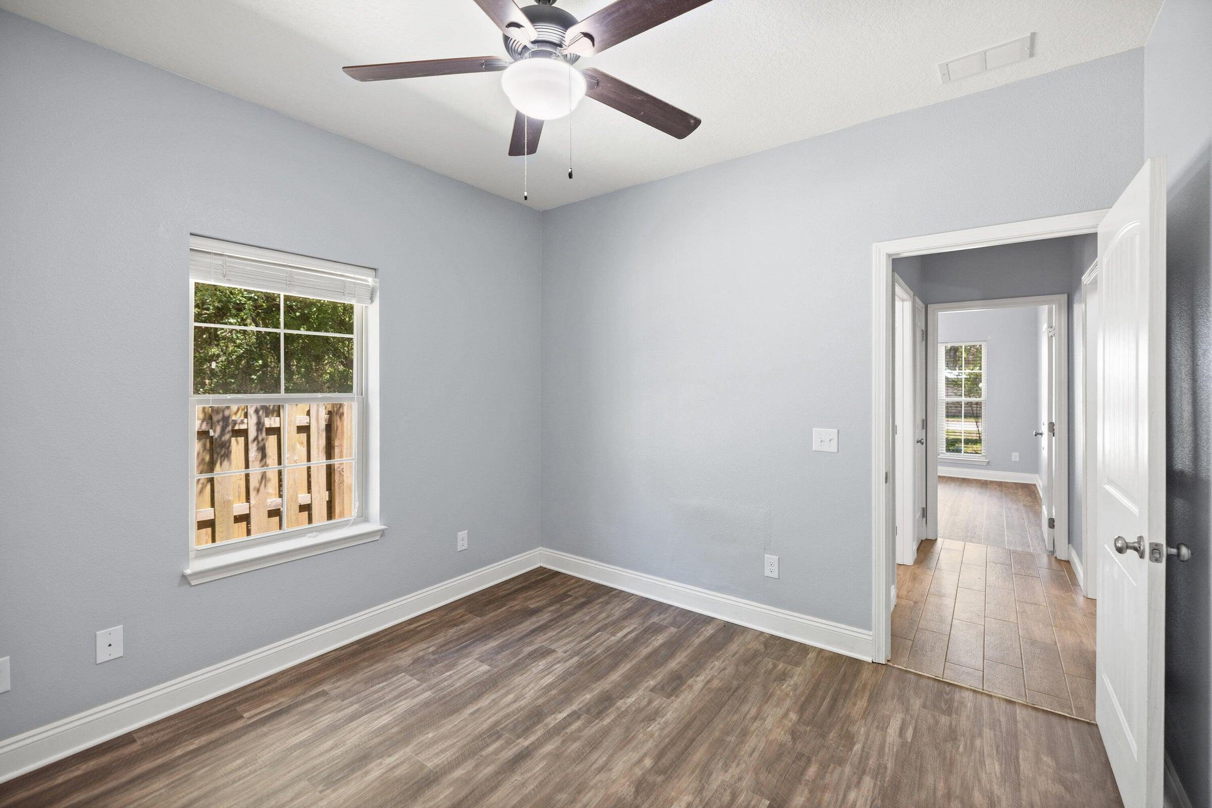 RIVERVIEW ESTATES - Residential Lease