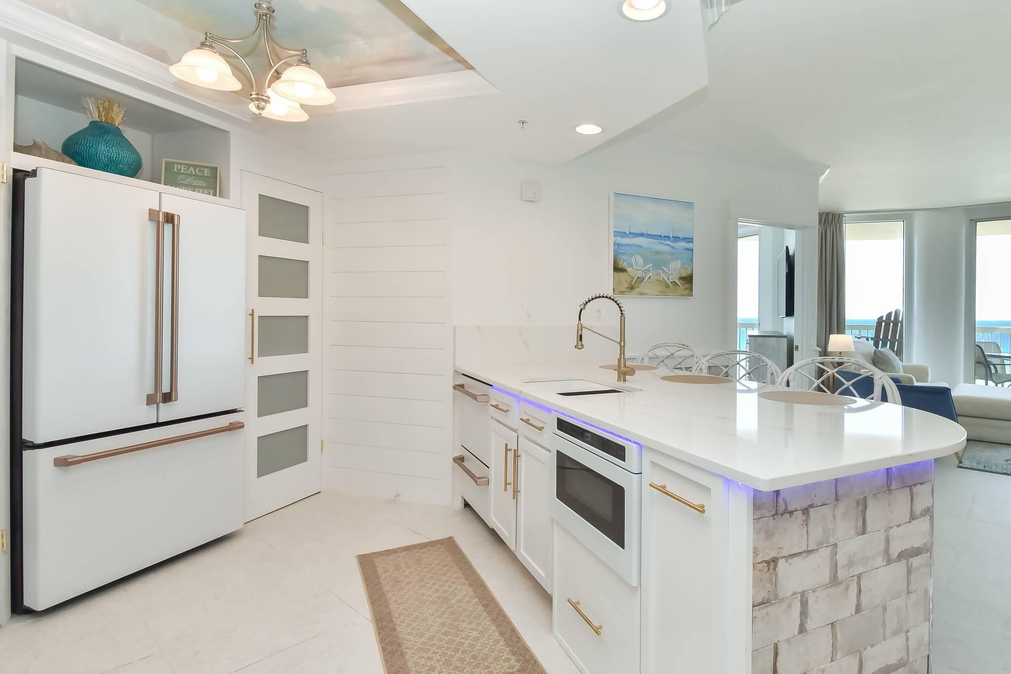 ST. MAARTEN AT SILVER SHELLS - Residential