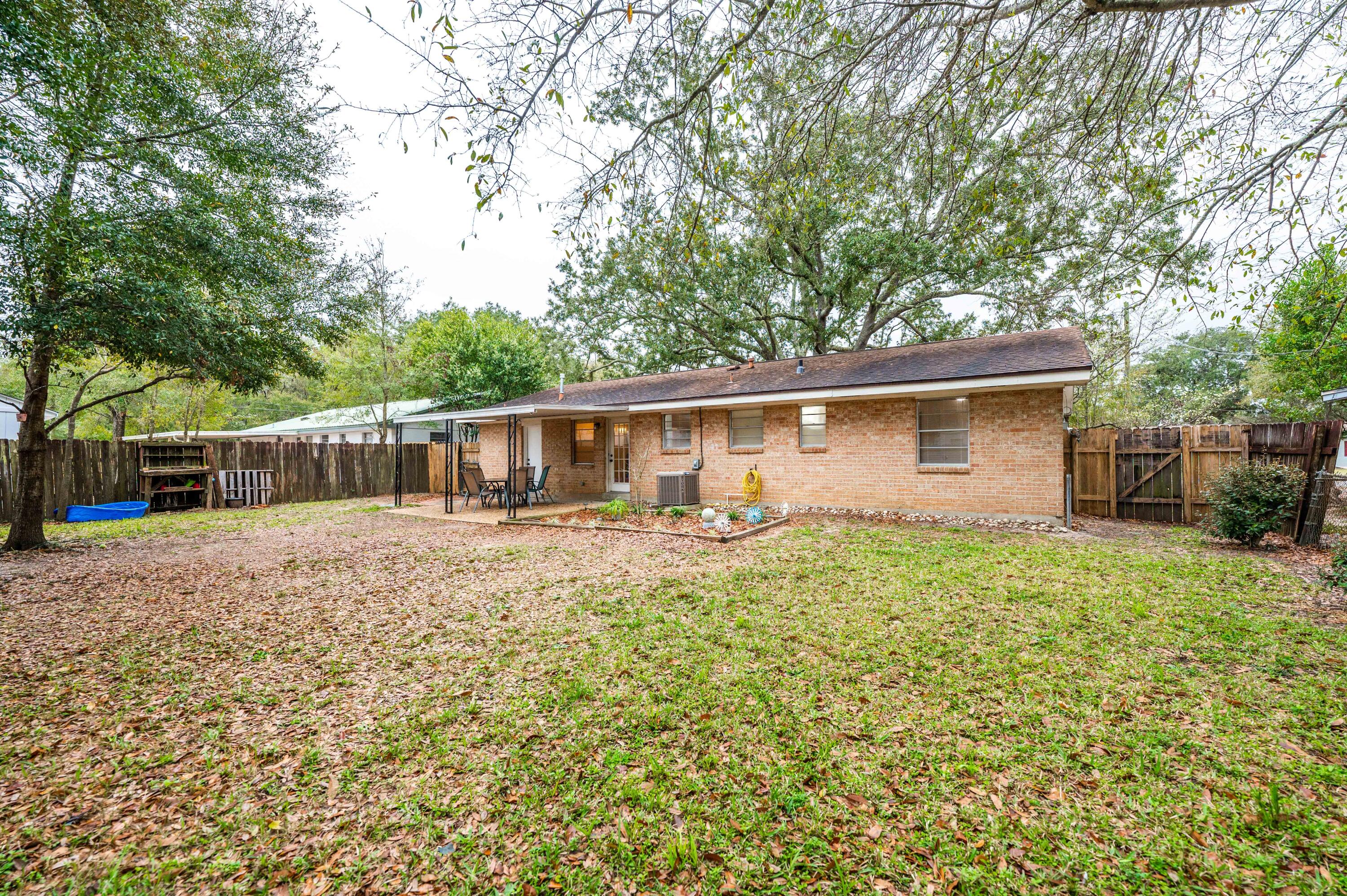 TAHITI TERRACE - Residential