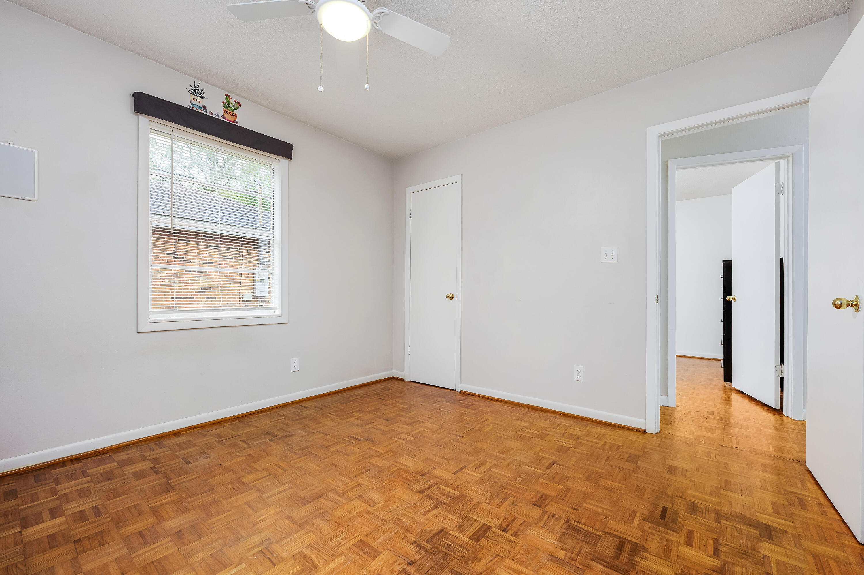 TAHITI TERRACE - Residential