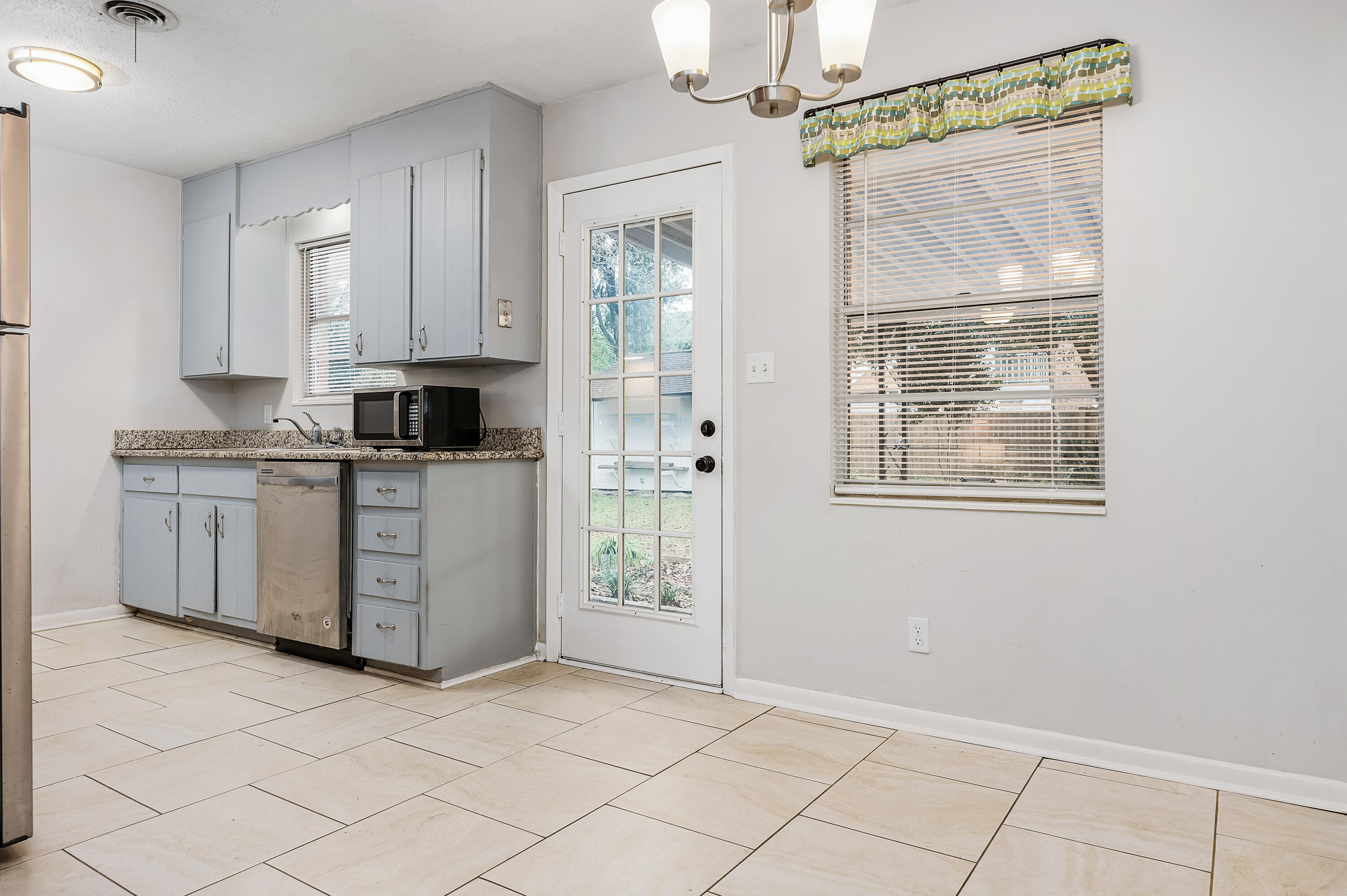 TAHITI TERRACE - Residential