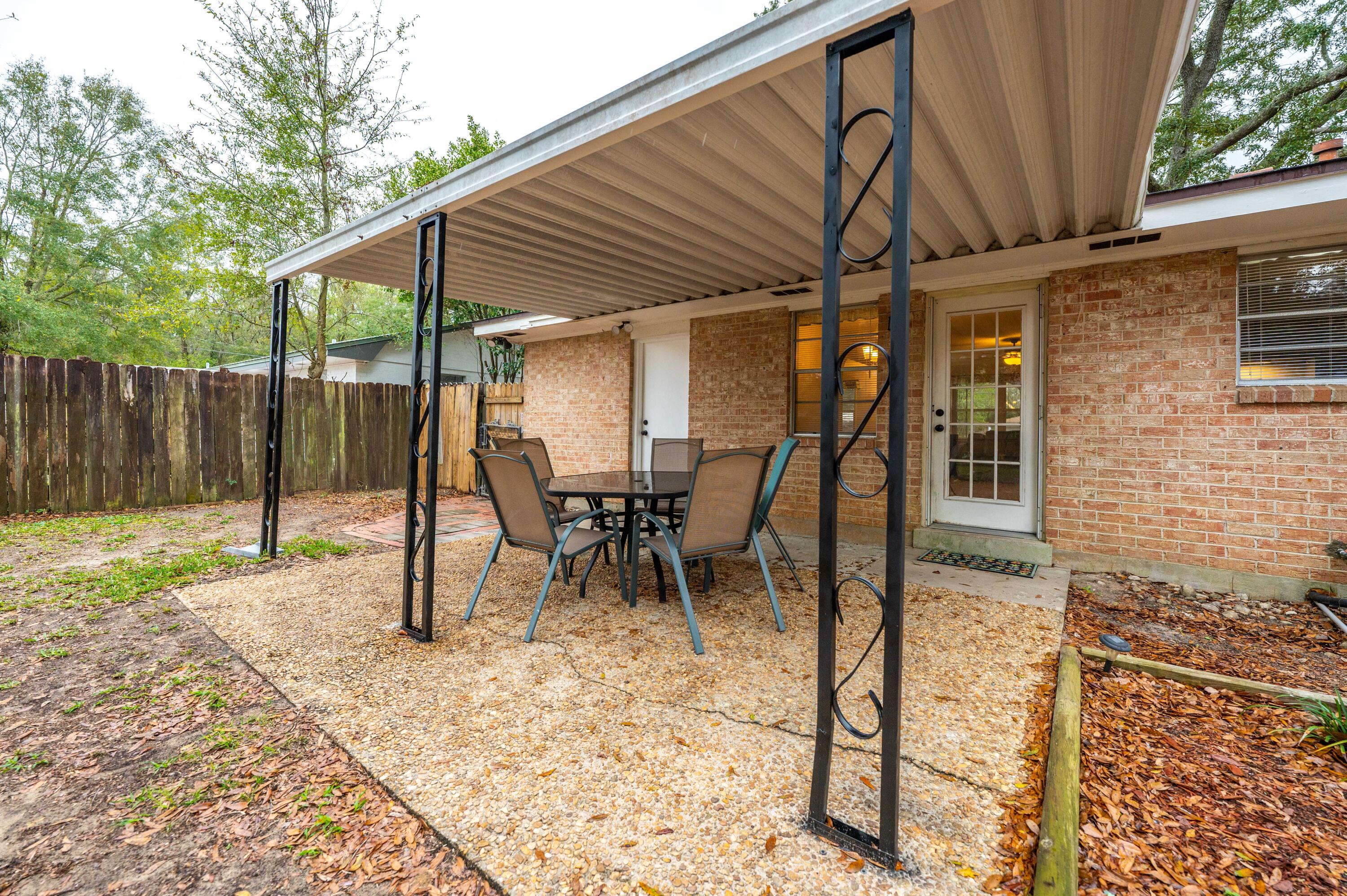 TAHITI TERRACE - Residential