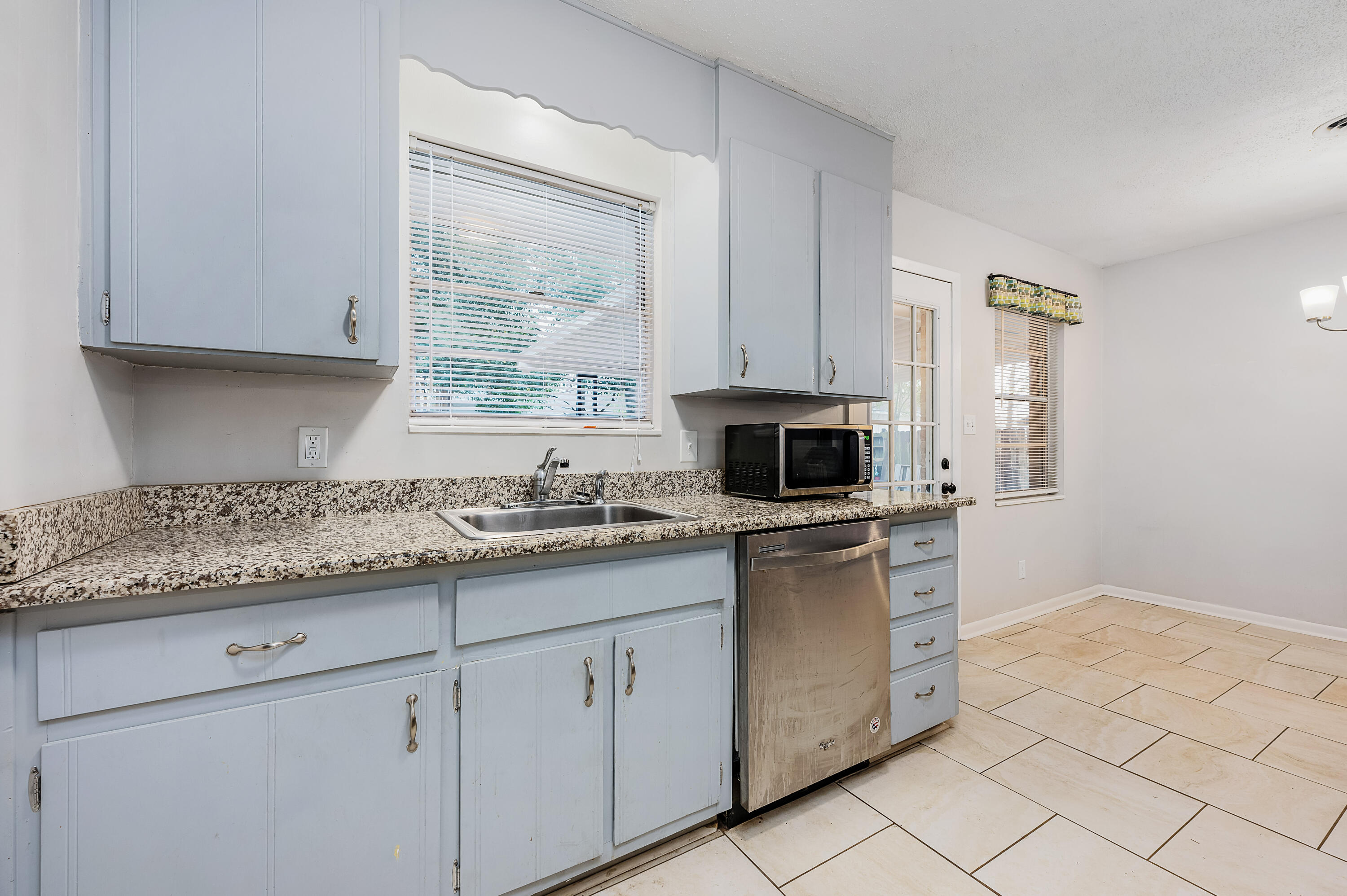 TAHITI TERRACE - Residential