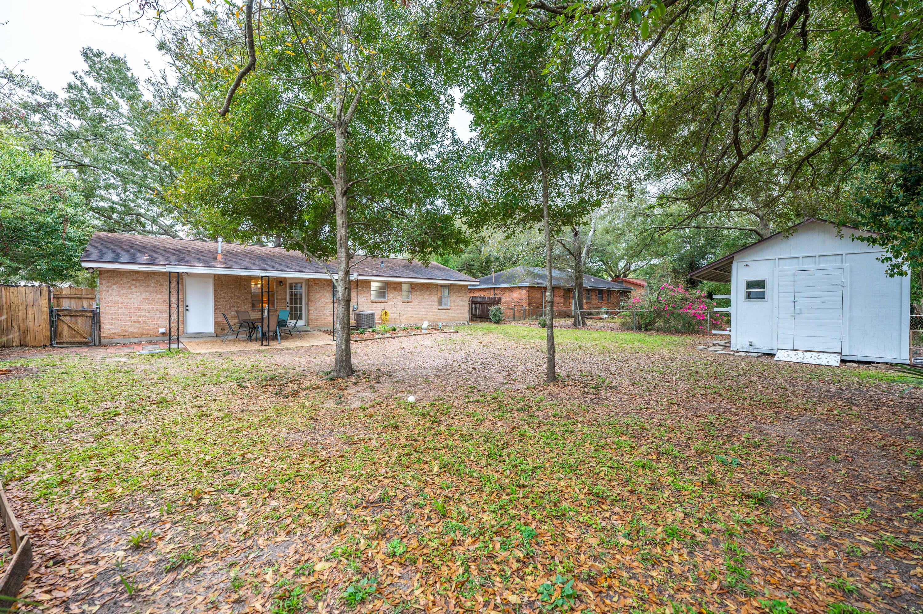 TAHITI TERRACE - Residential