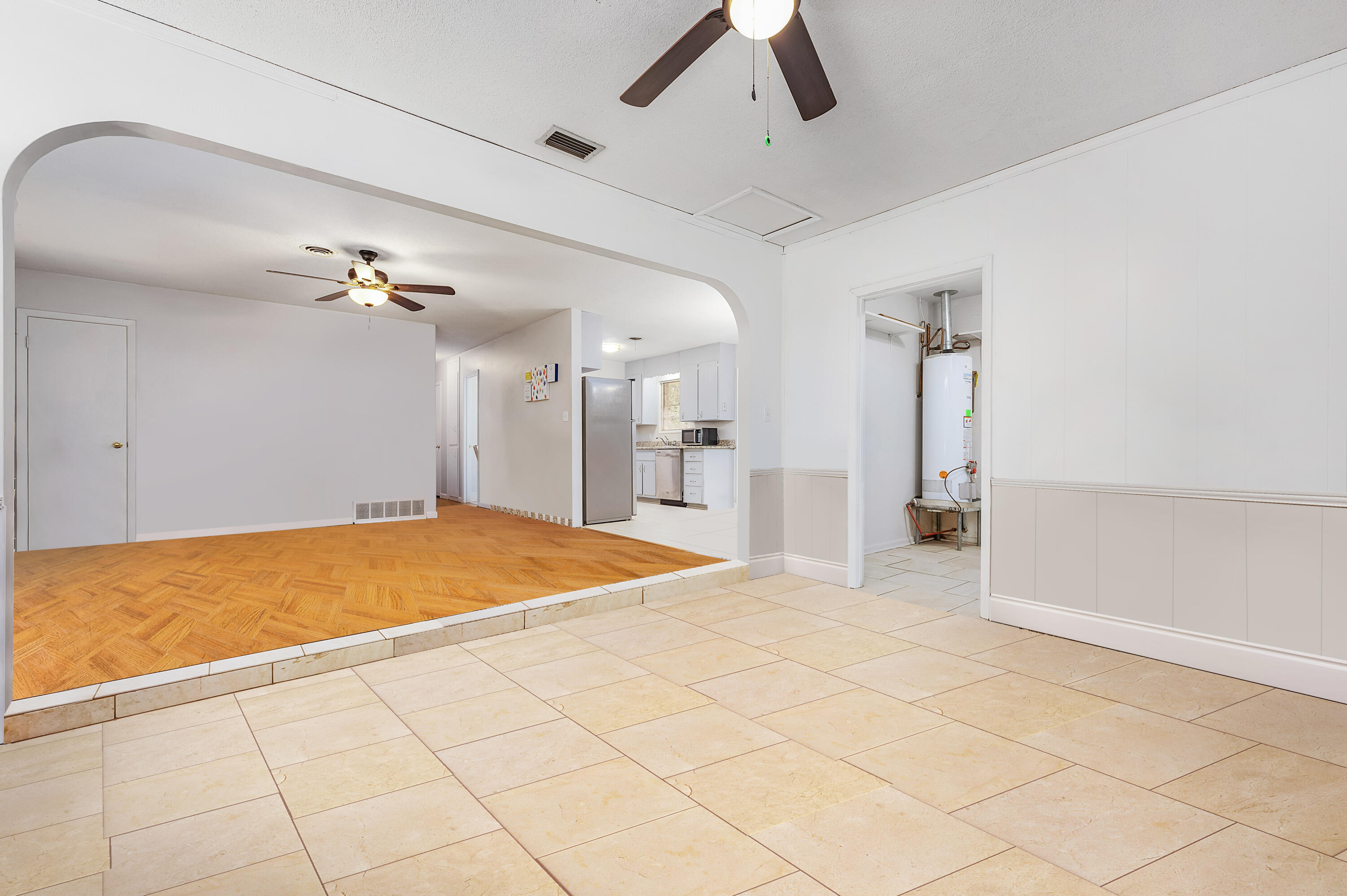 TAHITI TERRACE - Residential