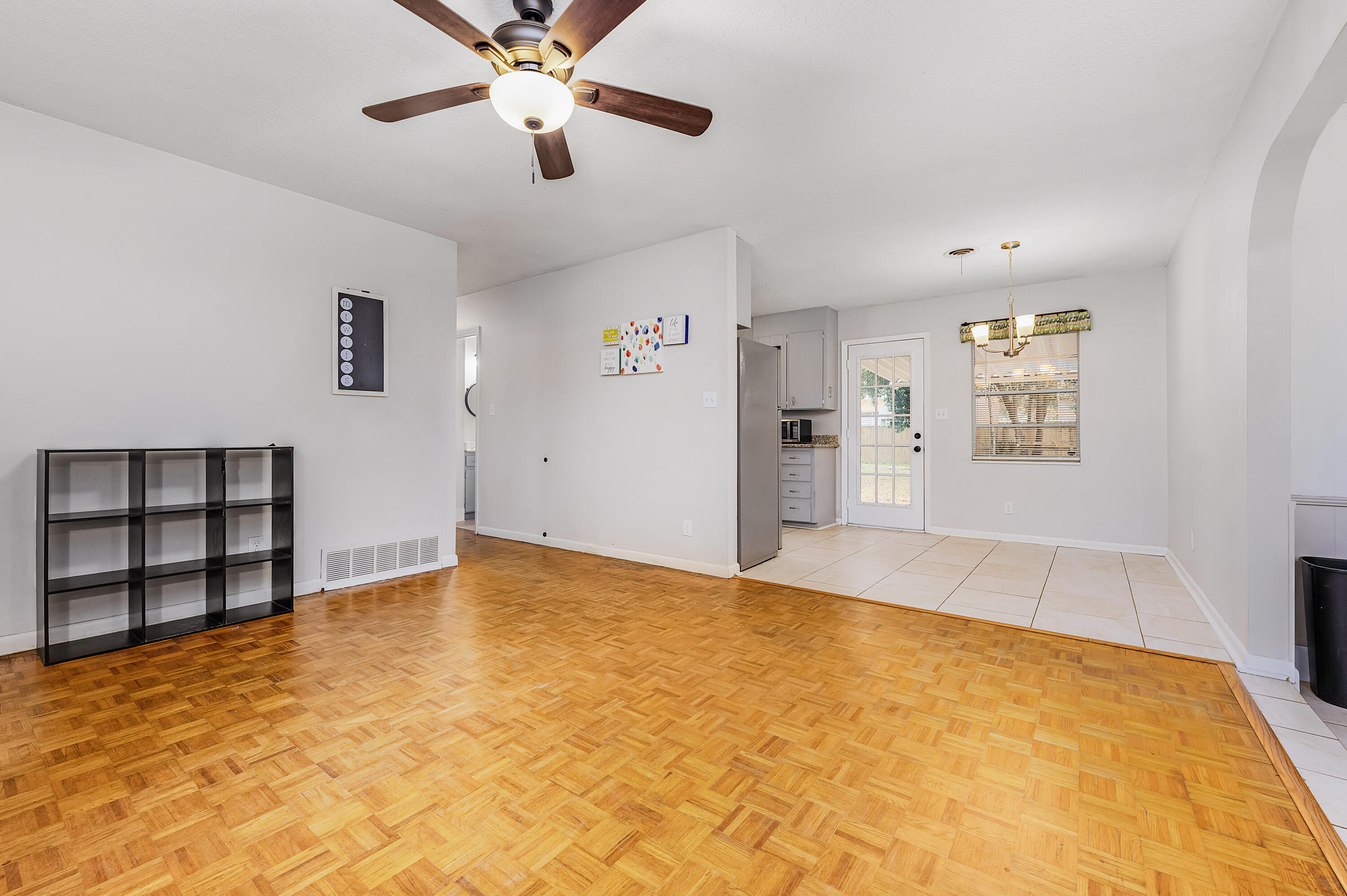 TAHITI TERRACE - Residential