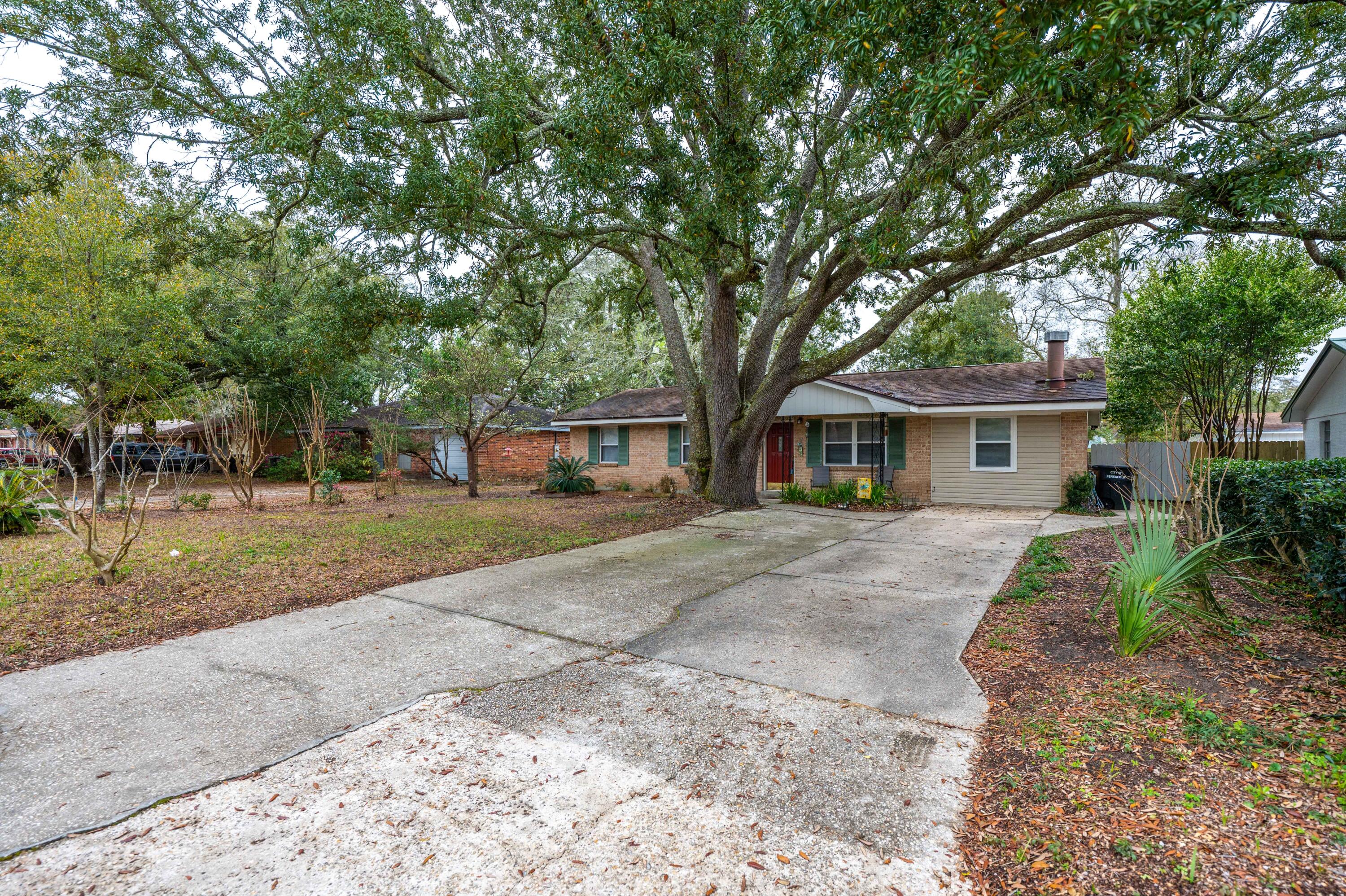 TAHITI TERRACE - Residential