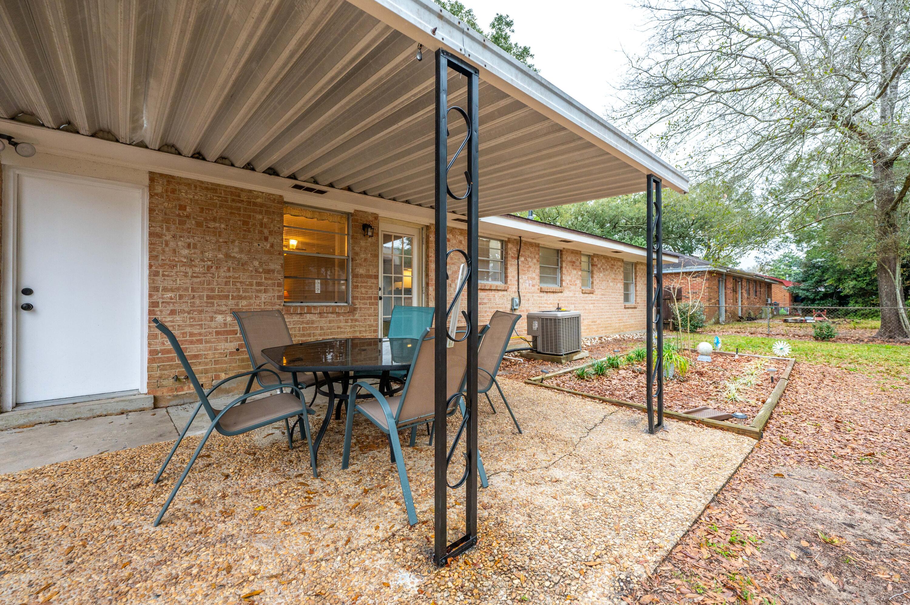 TAHITI TERRACE - Residential