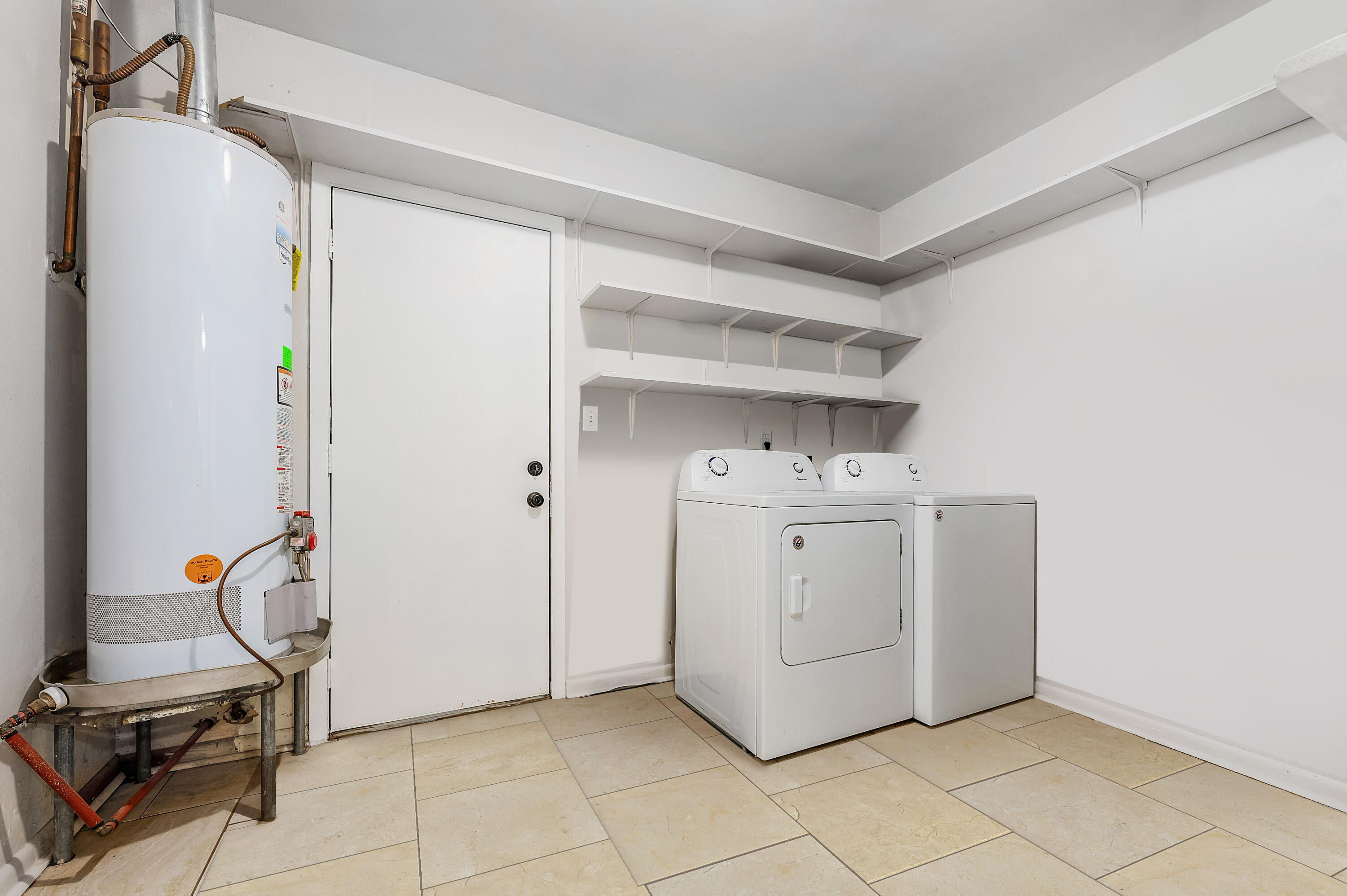 TAHITI TERRACE - Residential