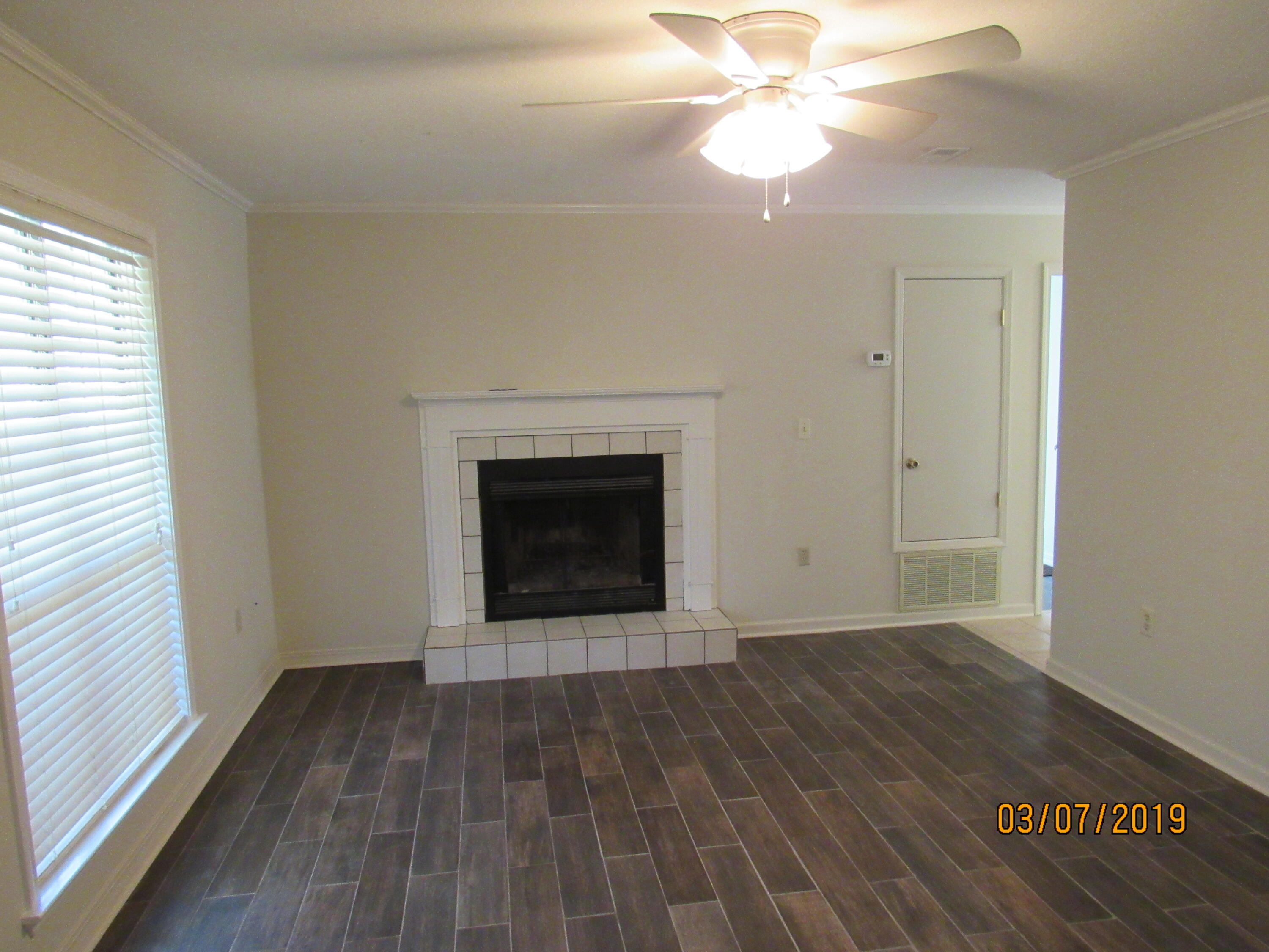 SHOAL CREEK MANOR WEST - Residential Lease