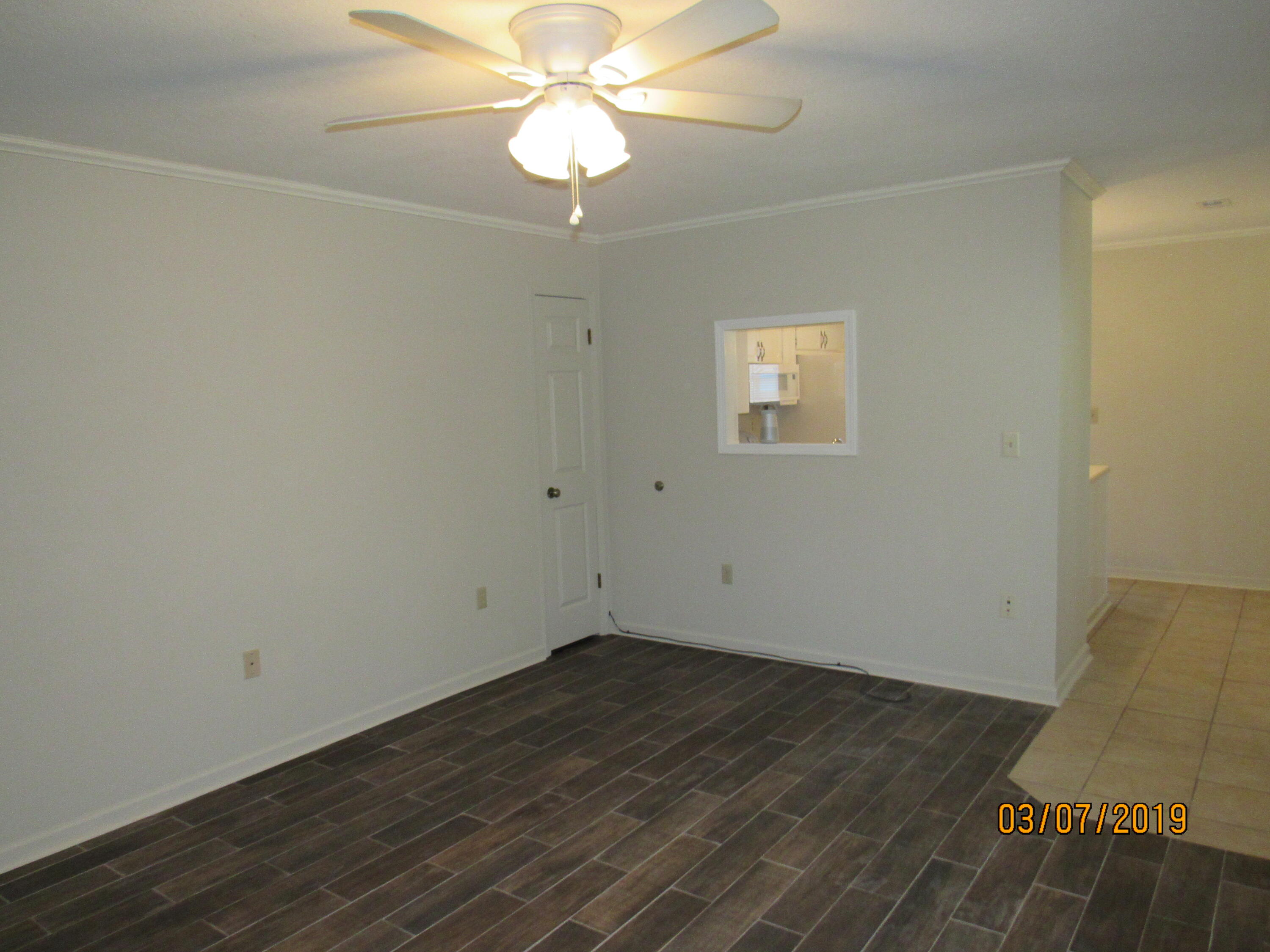 SHOAL CREEK MANOR WEST - Residential Lease