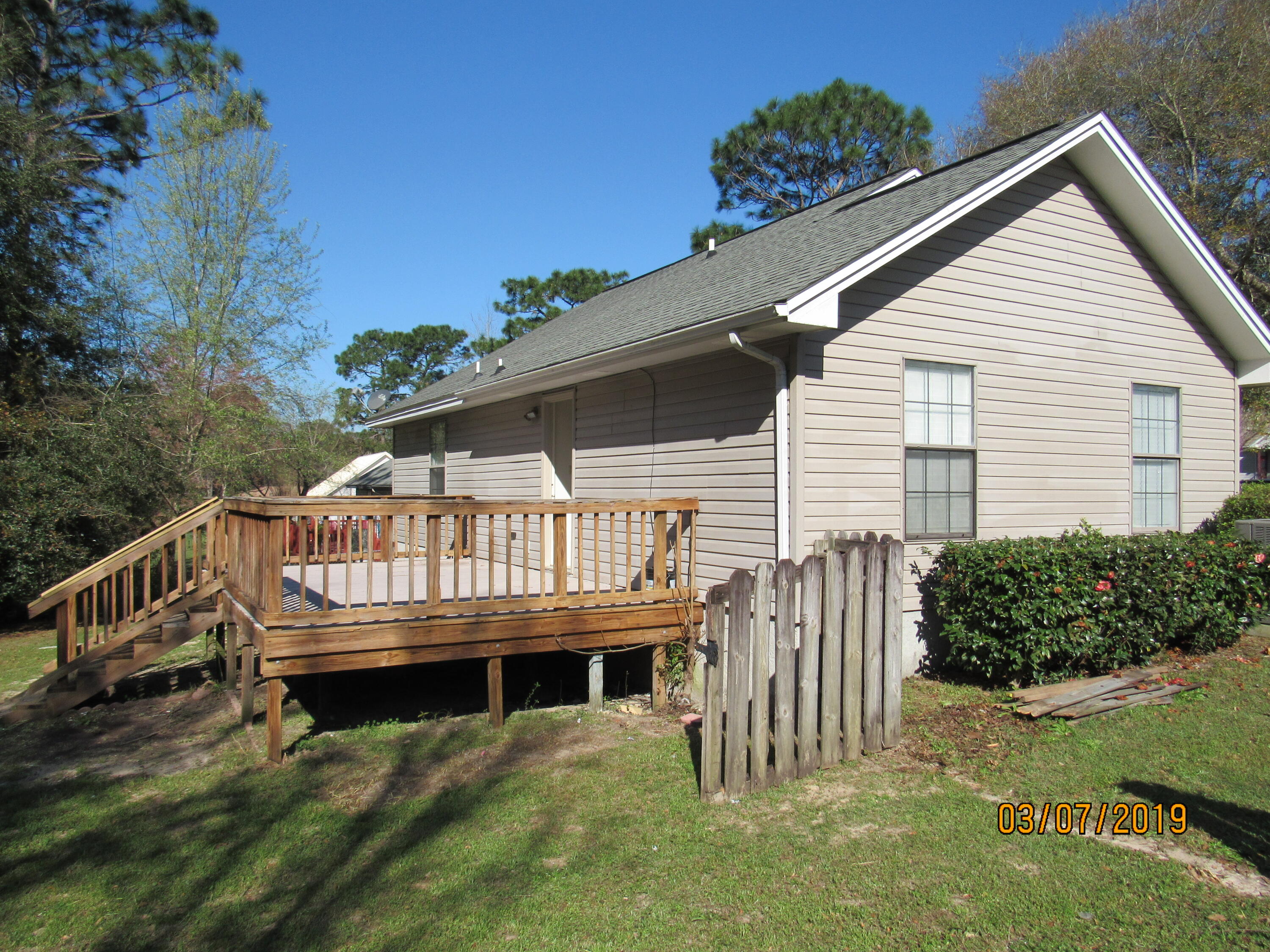 SHOAL CREEK MANOR WEST - Residential Lease