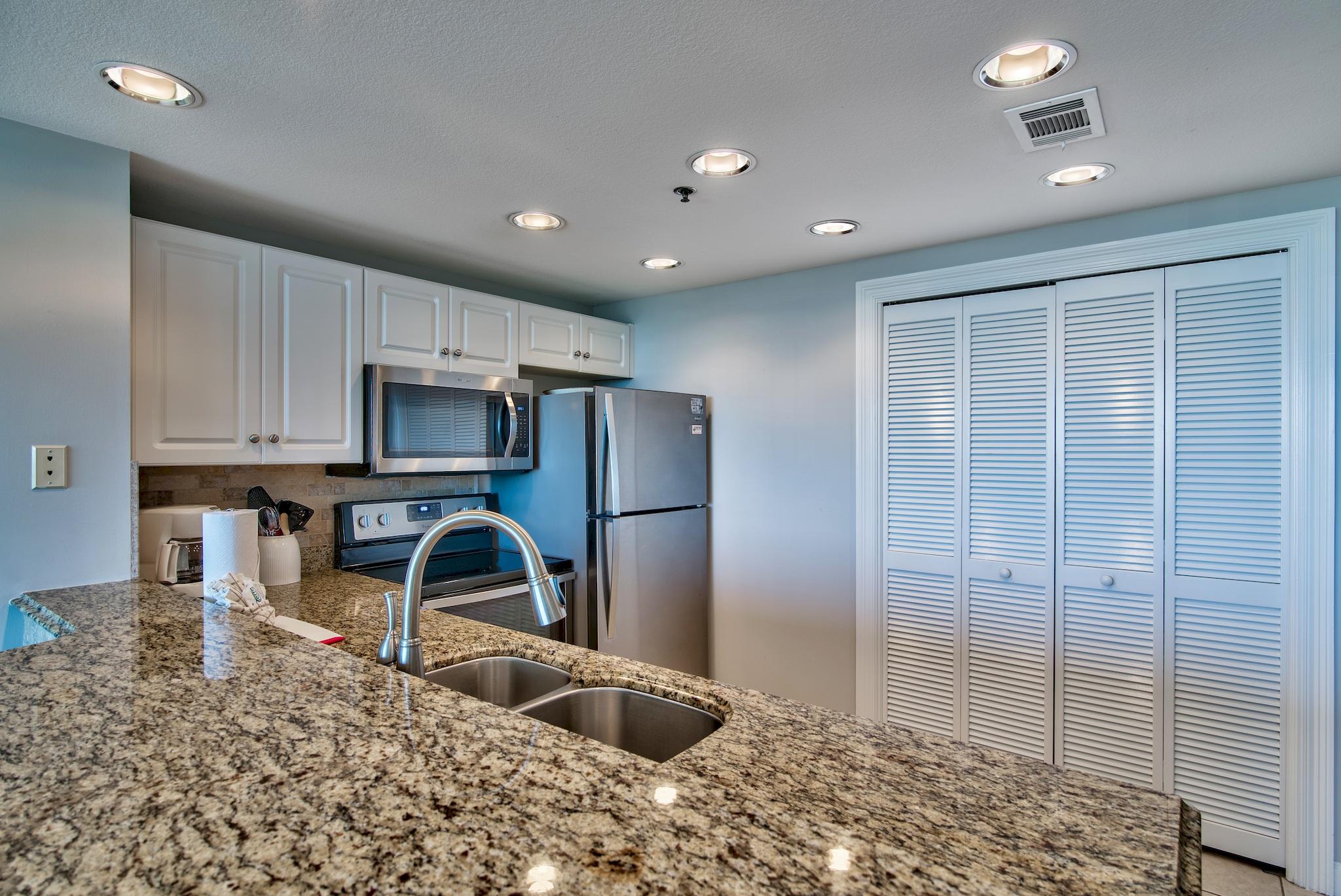 STERLING SHORES Condominium - Residential