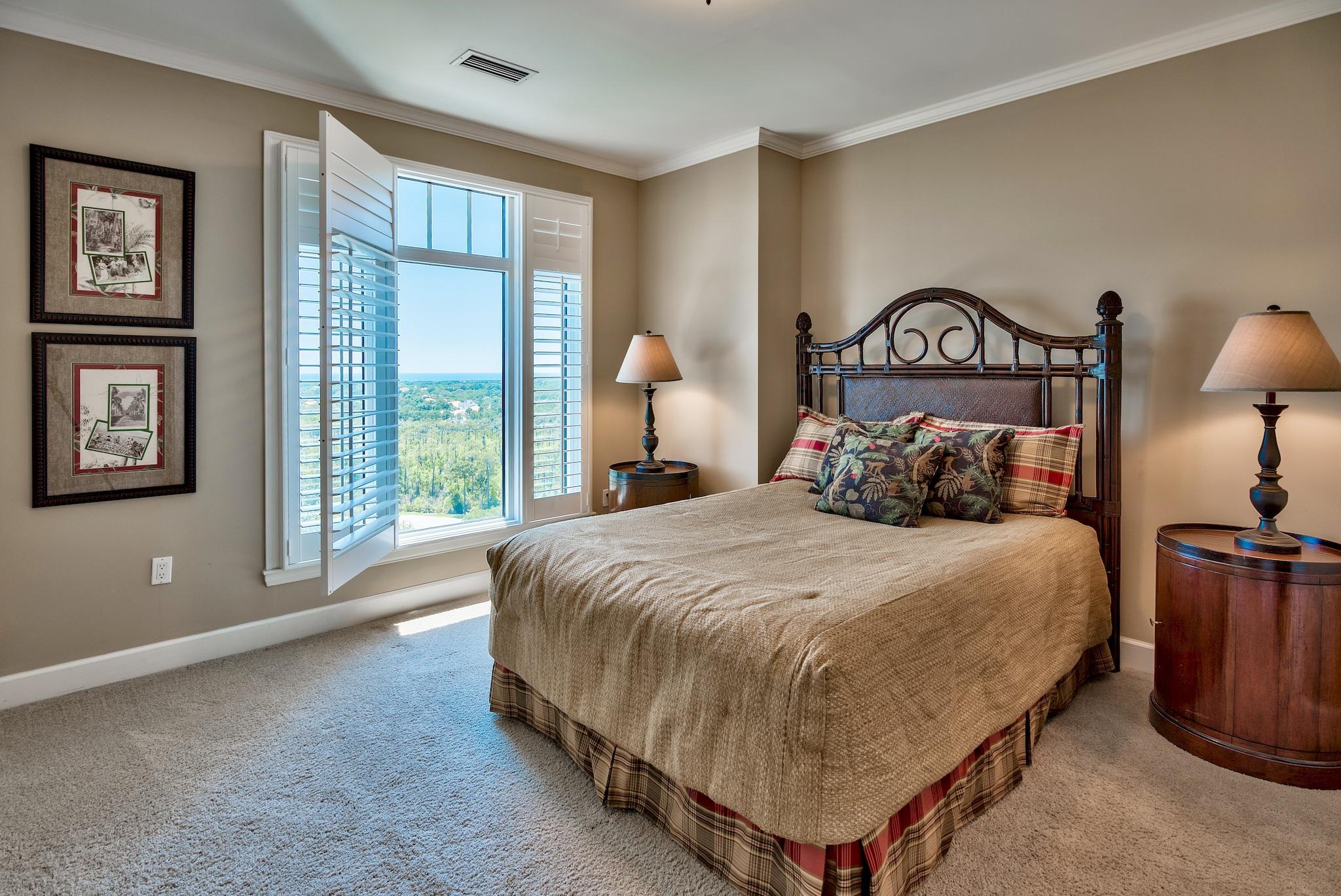 ONE WATER PLACE AT KELLY PLANTATION - Residential