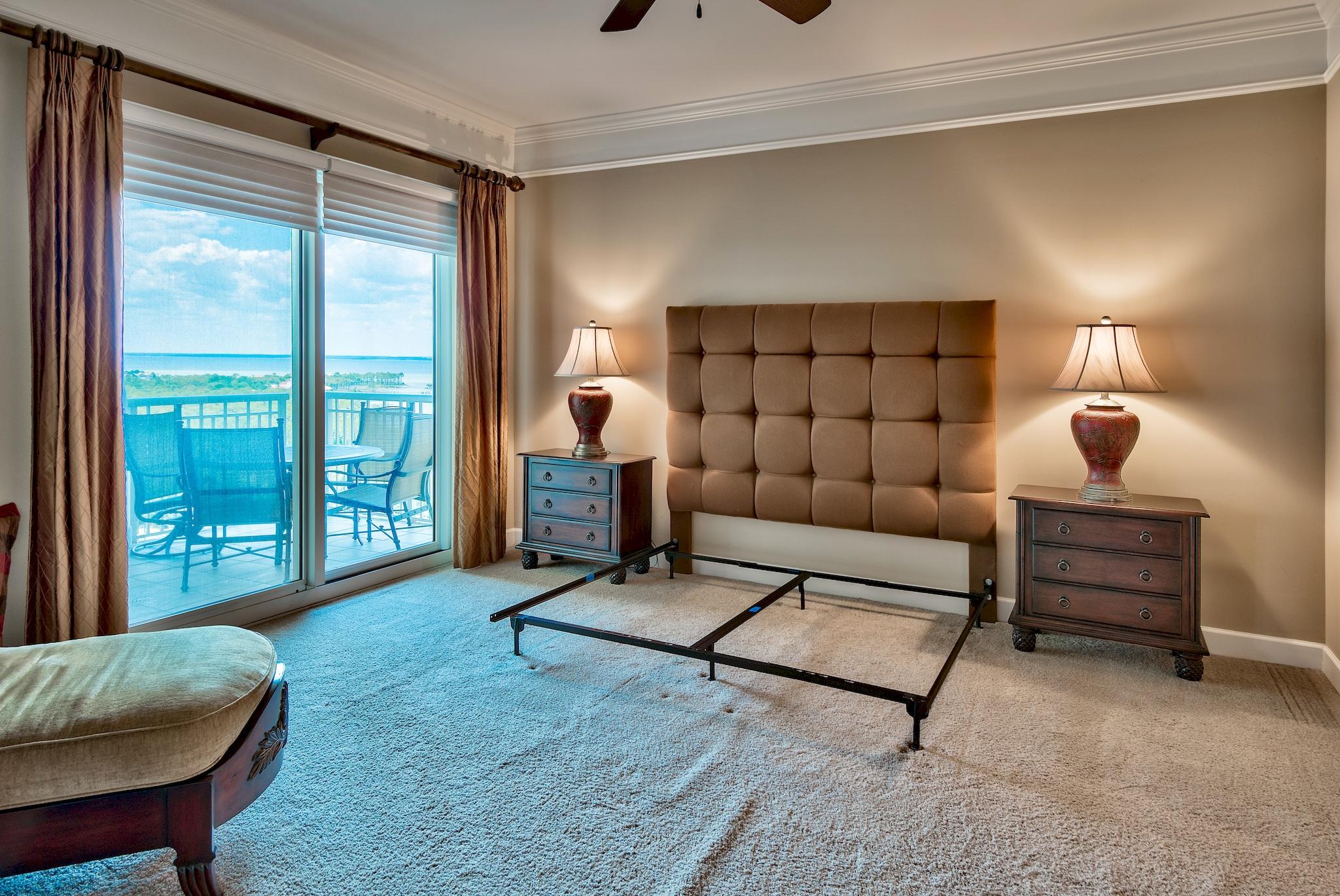 ONE WATER PLACE AT KELLY PLANTATION - Residential