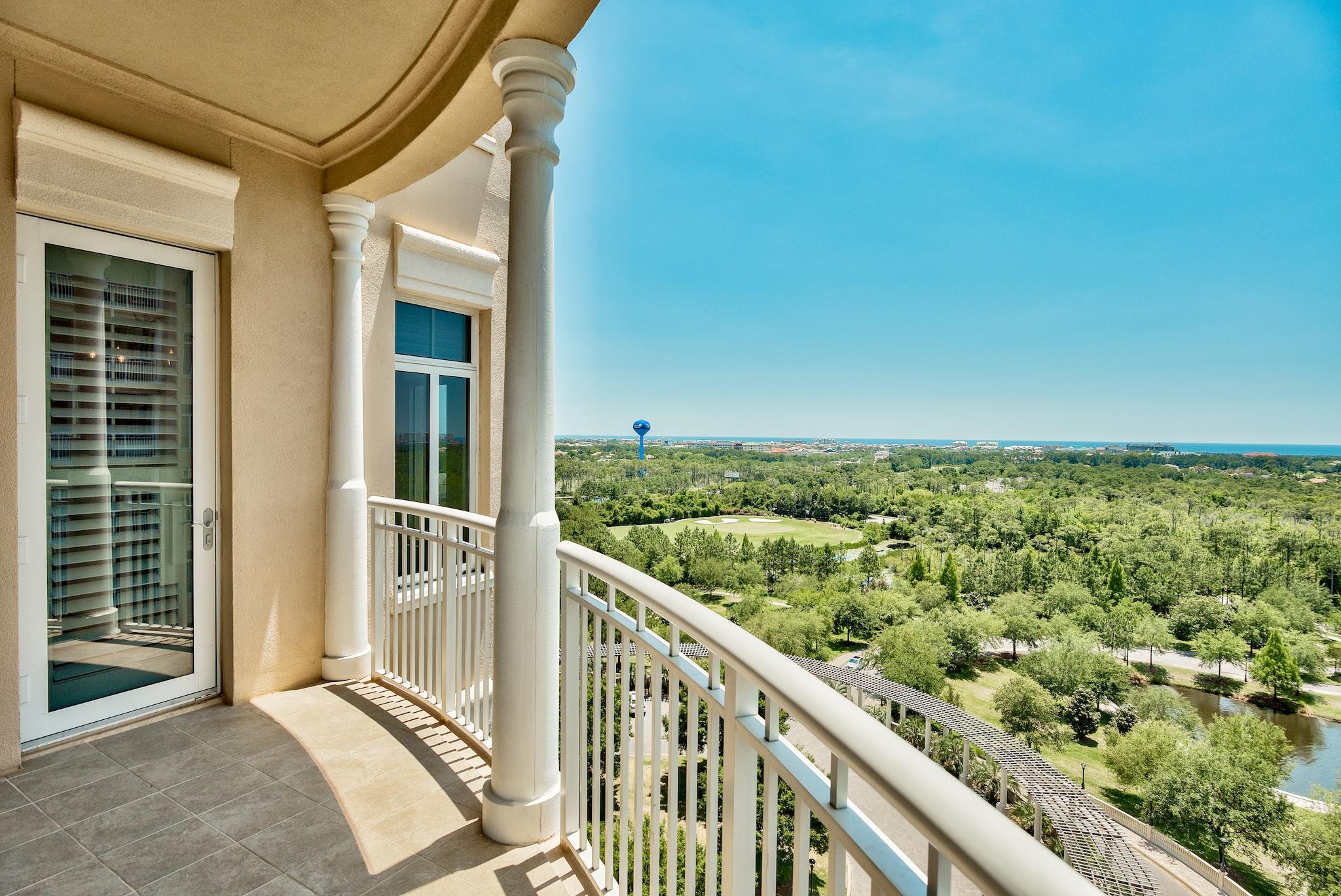 ONE WATER PLACE AT KELLY PLANTATION - Residential