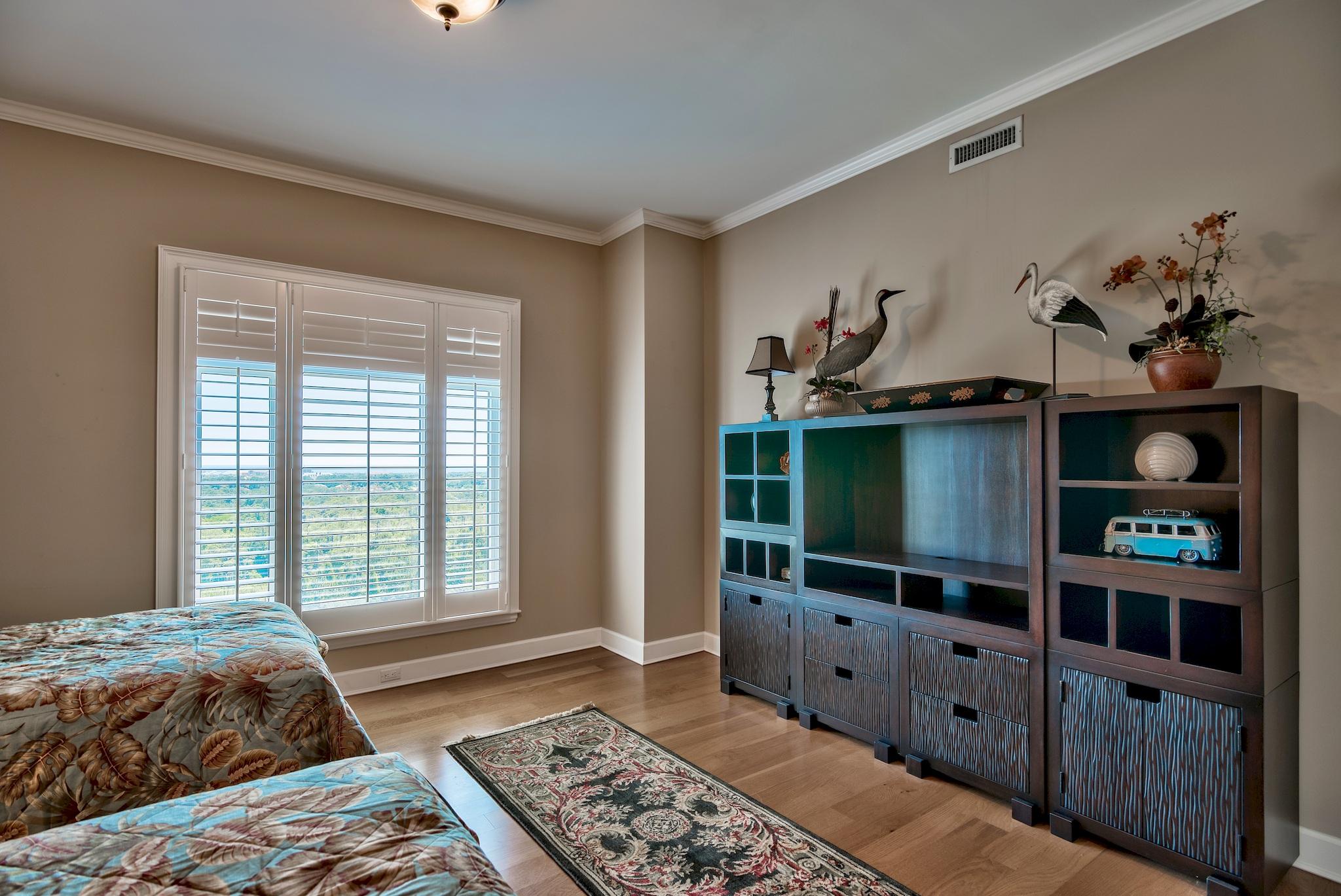 ONE WATER PLACE AT KELLY PLANTATION - Residential