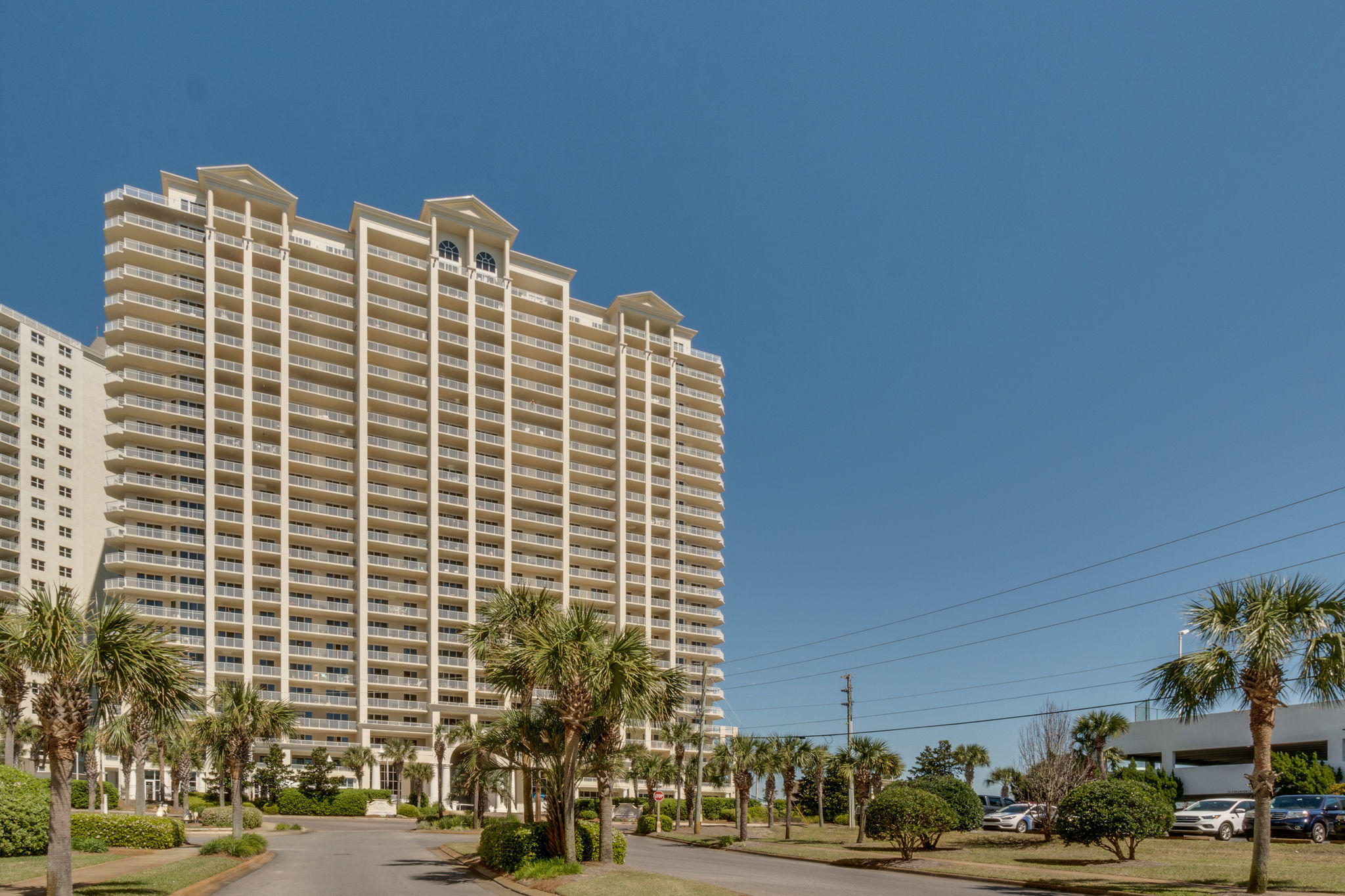 ARIEL DUNES - Residential