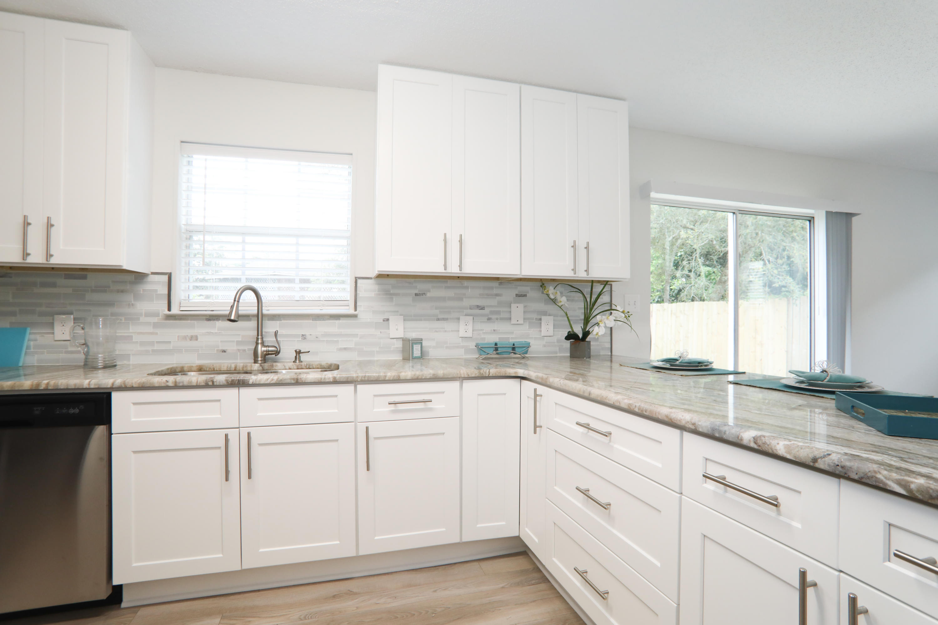 IVALEA GARDENS - Residential